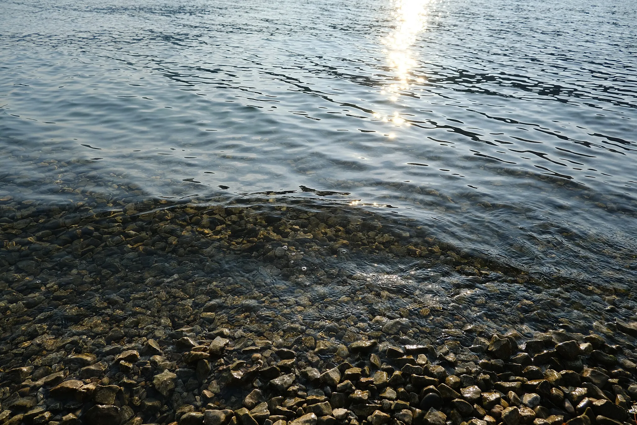 Photo showing: Sentier pédestre "Au fil de l'eau"