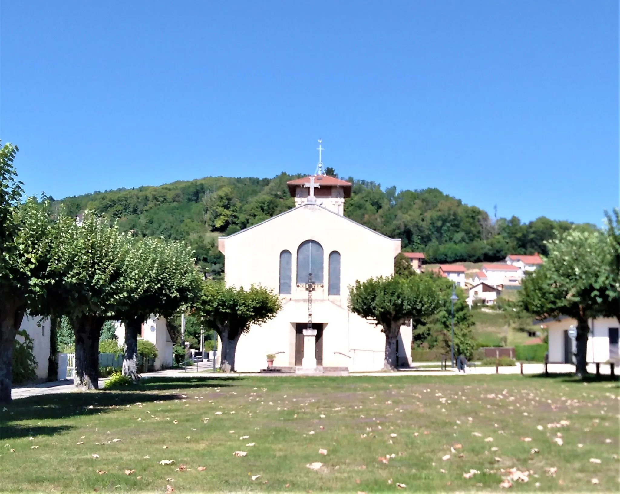 Photo showing: Colombe Église