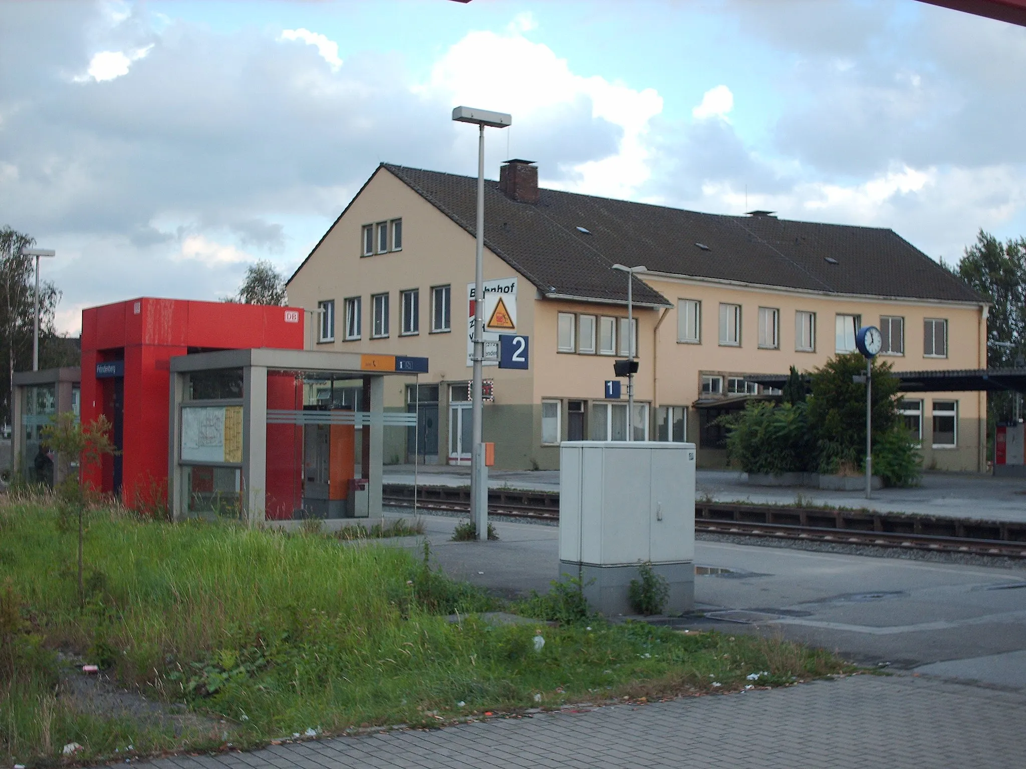 Photo showing: Fröndenberg station, Fröndenberg, Germany