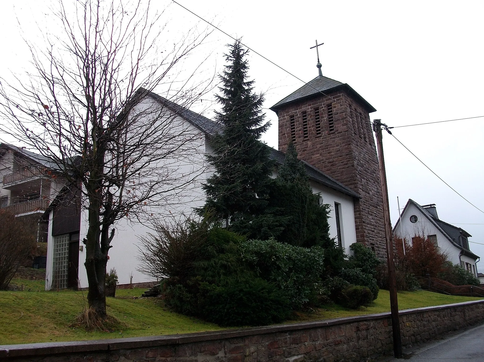 Photo showing: Emmauskirche in Kirchhundem-Würdinghausen, Germany