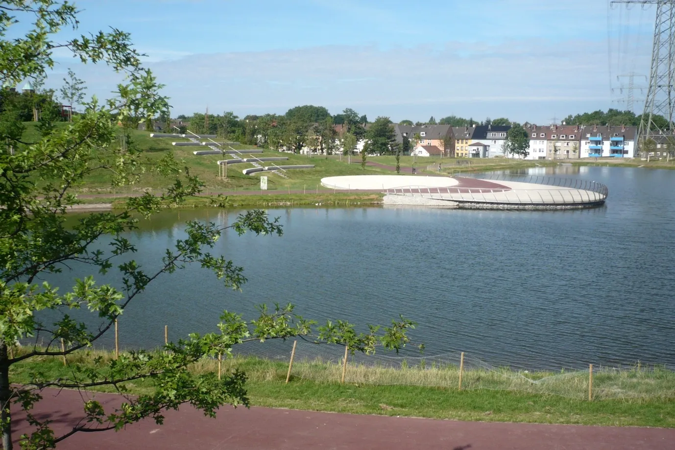 Photo showing: See im Krupp-Park des Krupp-Gürtels in Essen