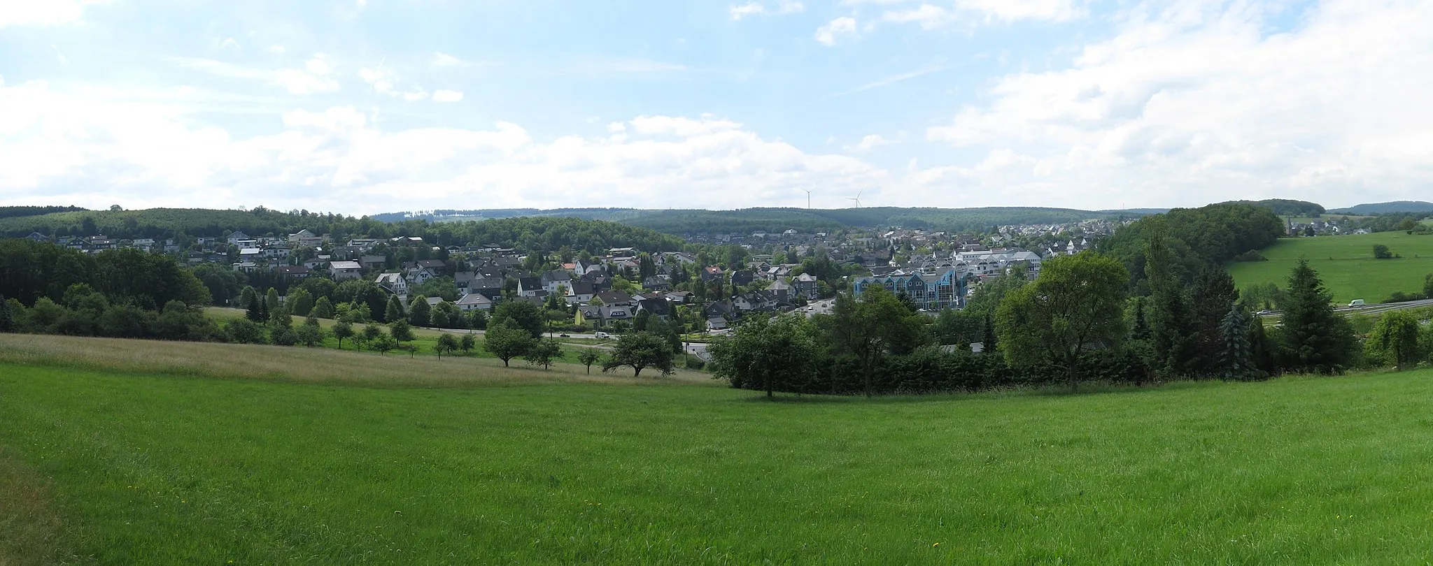 Photo showing: Panorama von Wilnsdorf von Norden.