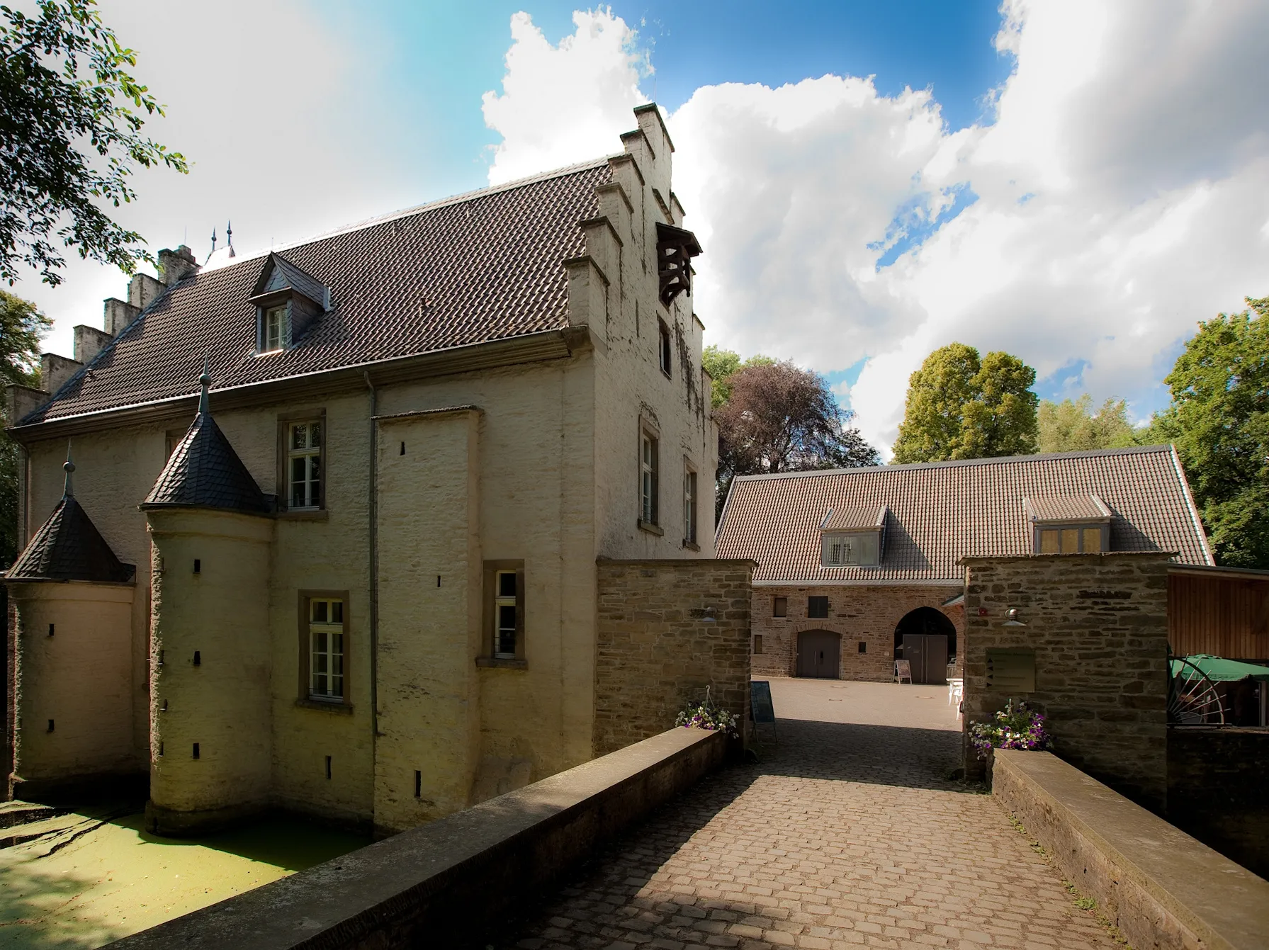 Photo showing: Wasserschloss Werdringen 2009/06/10