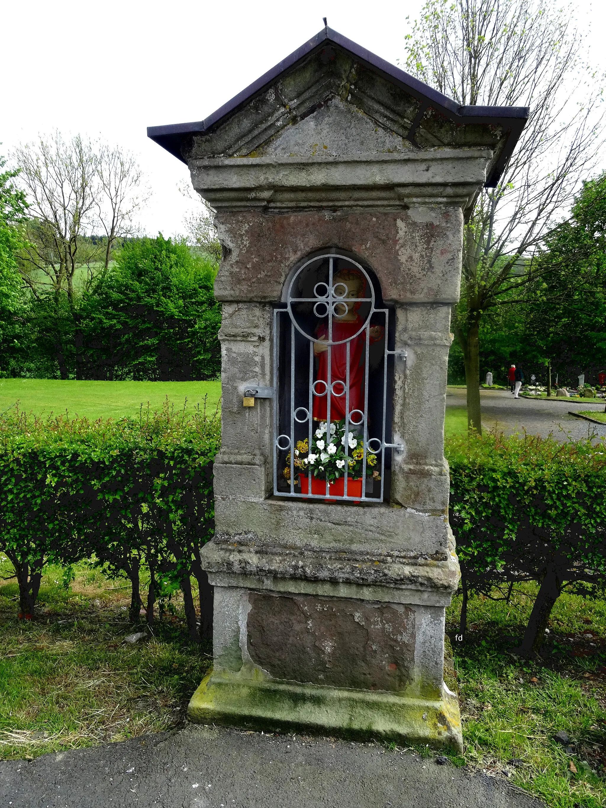 Photo showing: Bildstock auf dem Friedhof in Reiste.