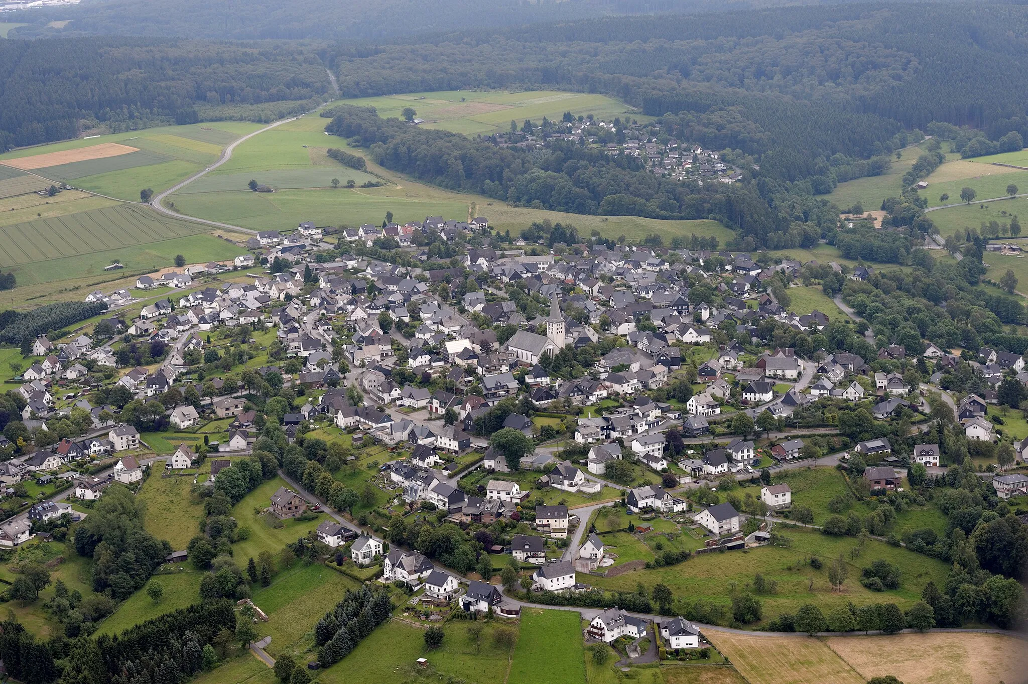 Photo showing: Fotoflug Sauerland Nord, Warstein-Hirschberg

The production, editing or release of this file was supported by the Community-Budget of Wikimedia Deutschland.
To see other files made with the support of Wikimedia Deutschland, please see the category Supported by Wikimedia Deutschland.
العربية ∙ বাংলা ∙ Deutsch ∙ English ∙ Esperanto ∙ français ∙ magyar ∙ Bahasa Indonesia ∙ italiano ∙ 日本語 ∙ македонски ∙ മലയാളം ∙ Bahasa Melayu ∙ Nederlands ∙ português ∙ русский ∙ svenska ∙ українська ∙ +/−