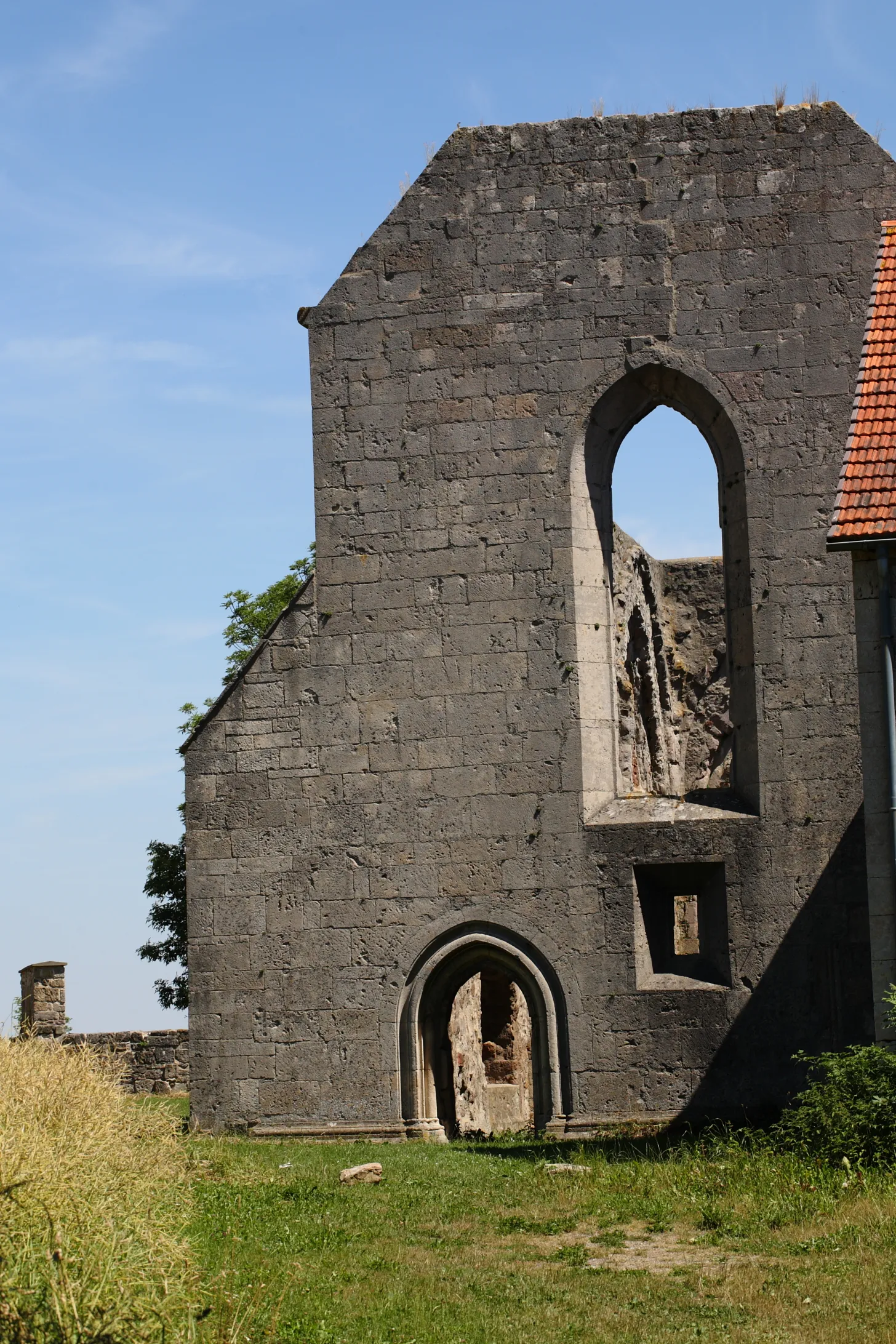 Photo showing: Benediktinerinnen Kloster Schaaken (von der Reichsabtei Corvey zunächst in dem Dorf Goddelsheim 1189 gegründet, seit 1223 nach Schaaken verlegt).