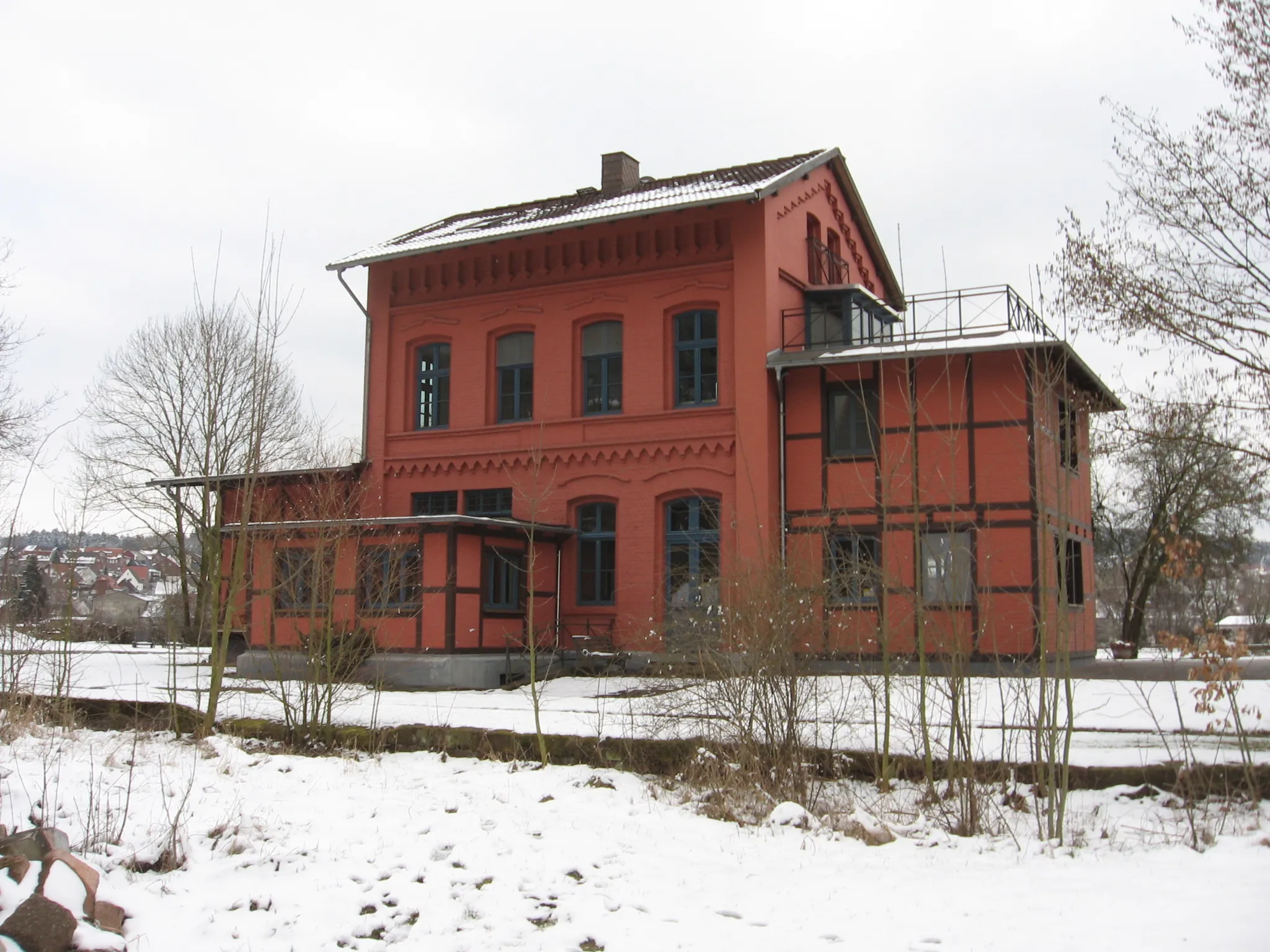 Photo showing: Ehemalige Bahnhof der Almetalbahn in Brenken