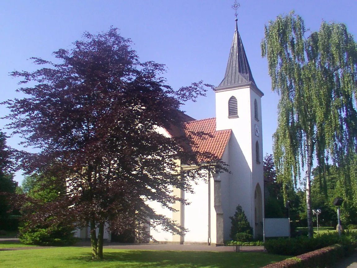 Photo showing: Delbrück: Catholic Saint Meinolf church in Schöning