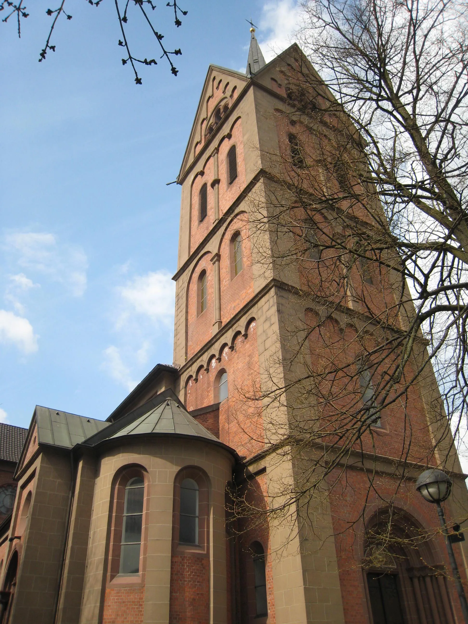 Photo showing: katholische St. Barbarakirche Dortmund-Dorstfeld