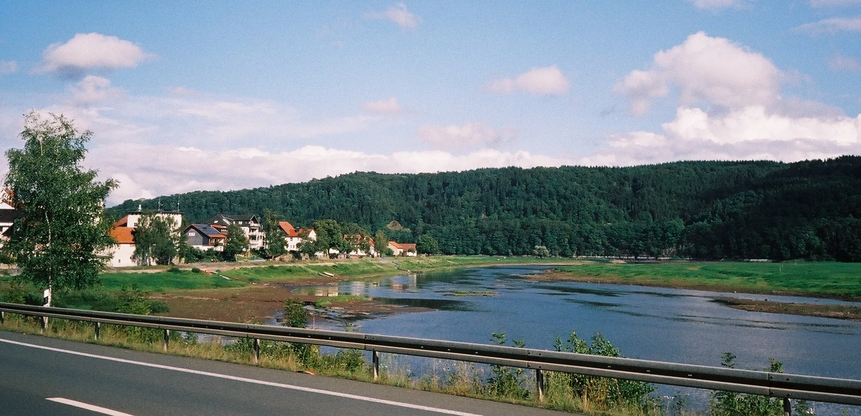 Photo showing: Edersee at Vöhl-Herzhausen, Hesse, Germany