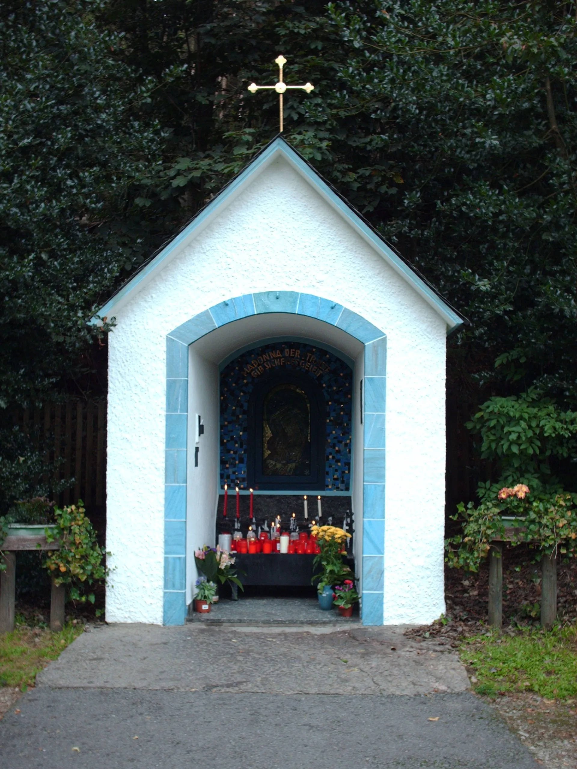 Photo showing: Wayside shrine, Lennestadt, Germany