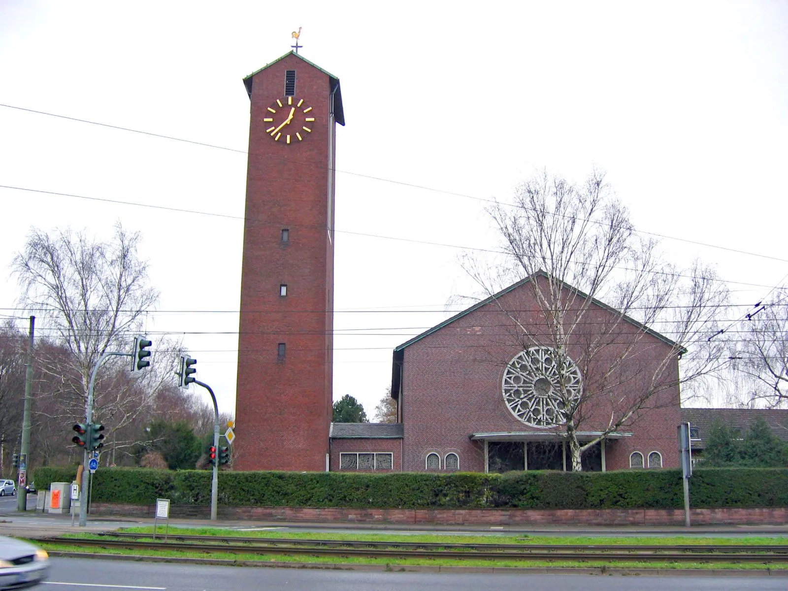 Photo showing: Kirche St. Nikolaus von Flüe
Dorstener Straße / Poststraße

Bochum-Hofstede, Germany