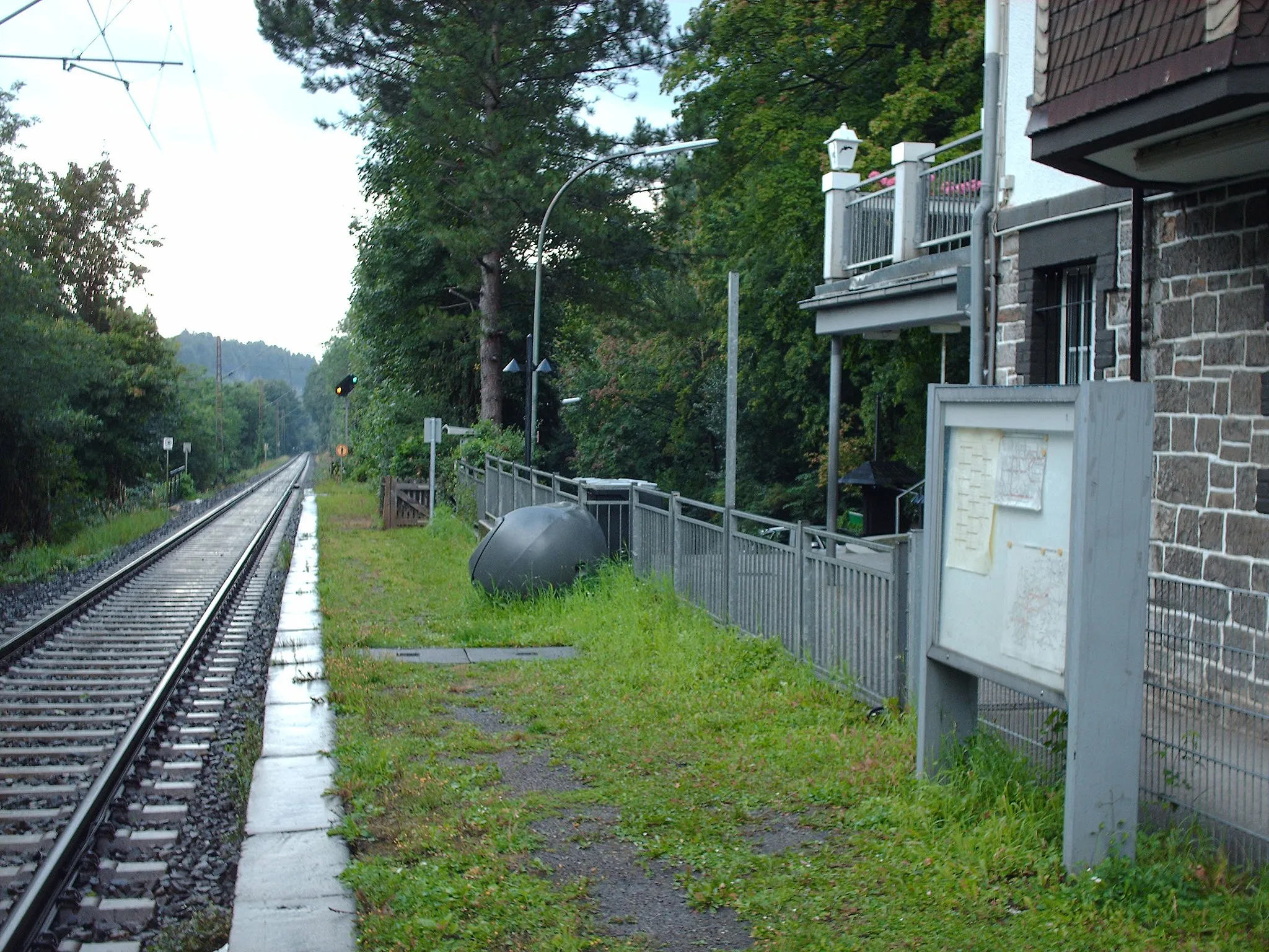 Photo showing: Letmathe Dechenhöhle station, Iserlohn, Germany