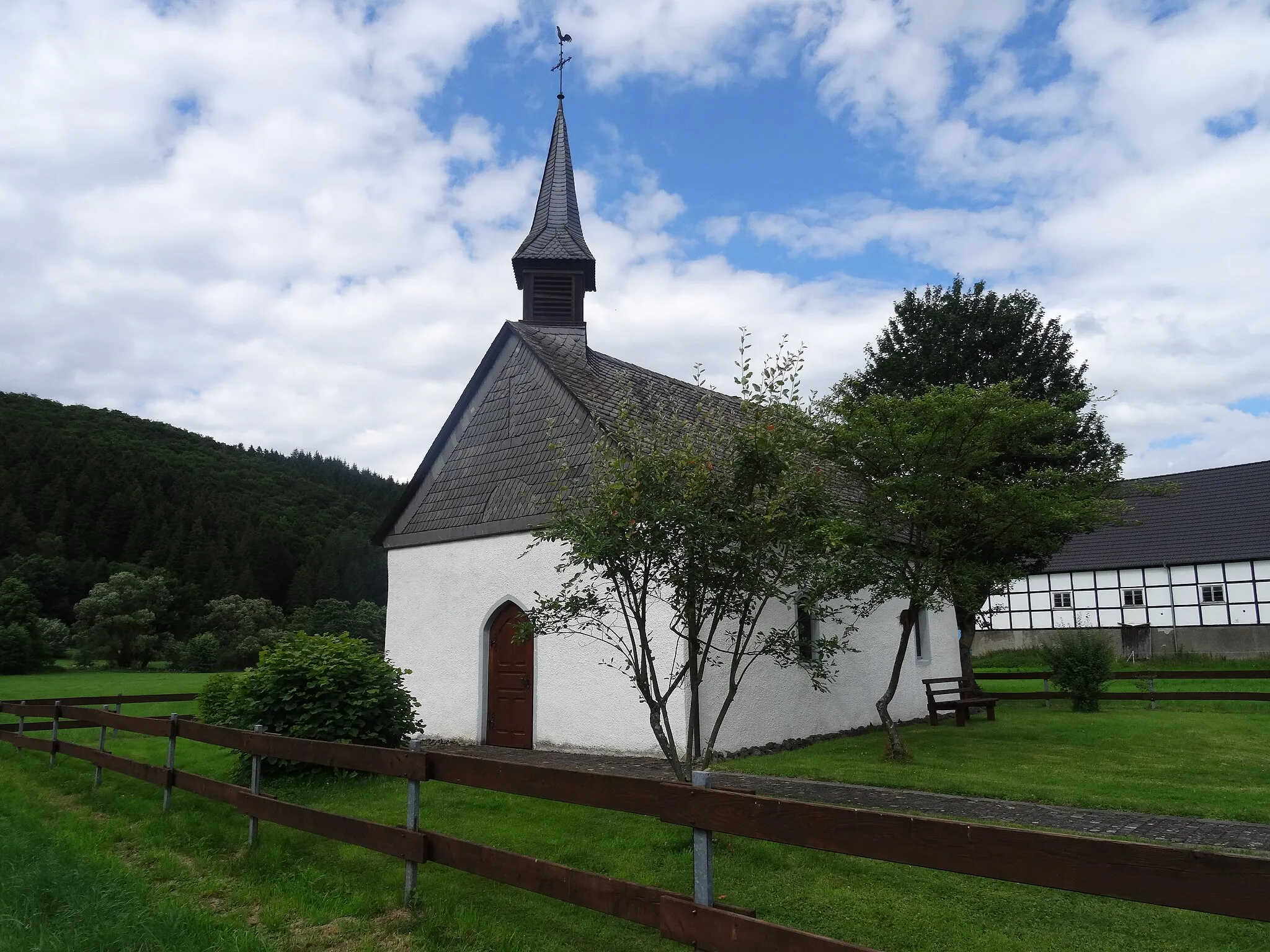 Photo showing: St Agatha Kapelle in Meschede Löllinghausen