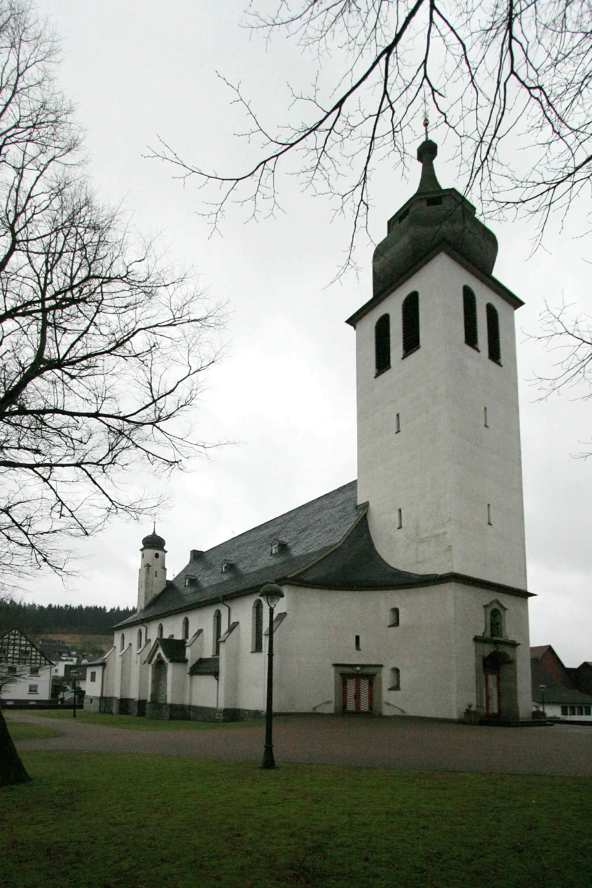 Photo showing: Kirche Fretter von NO