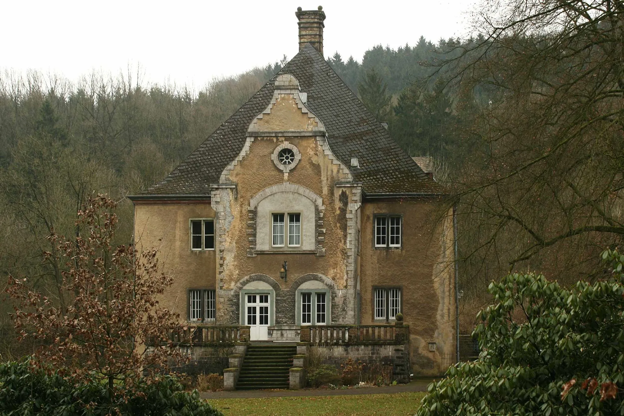 Photo showing: Schloss Ahausen Giebelansicht von Westen