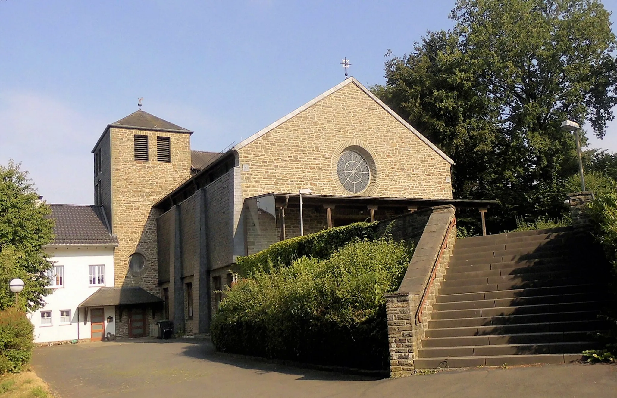 Photo showing: Herz-Mariä-Kirche in Alzen, Gemeinde Morsbach