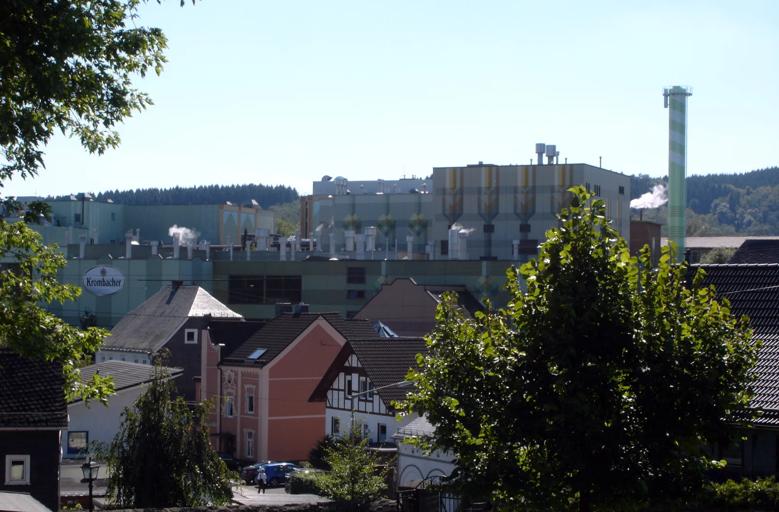 Photo showing: en:Krombacher Brauerei, Kreuztal, Germany. View from north.