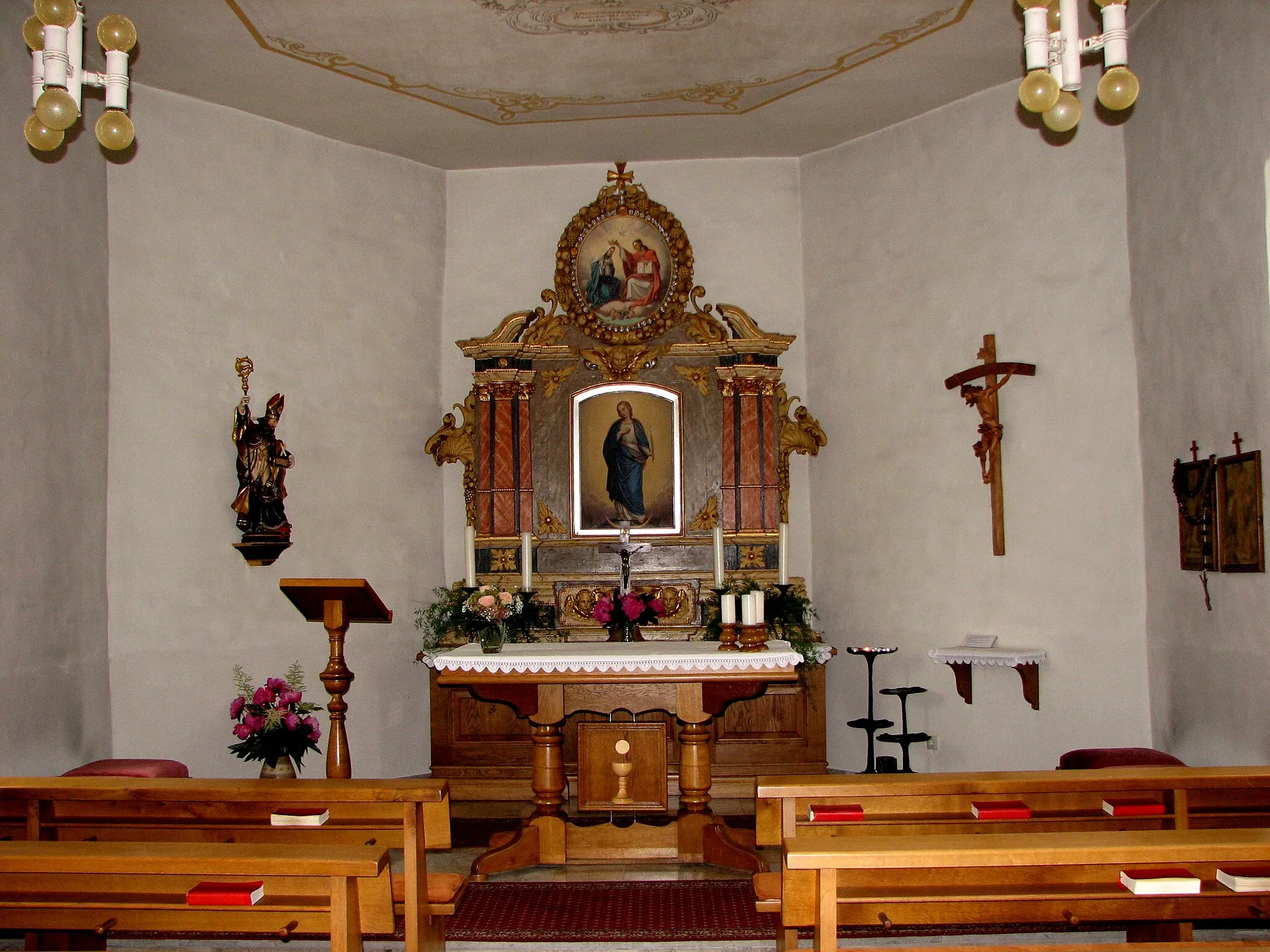Photo showing: St.Blasius Kapelle in Sellinghausen Altarraum.