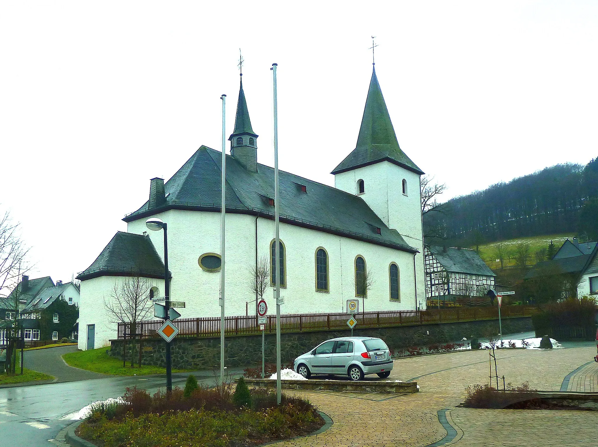 Photo showing: Brunskappel -  St. Servatius-Kirche