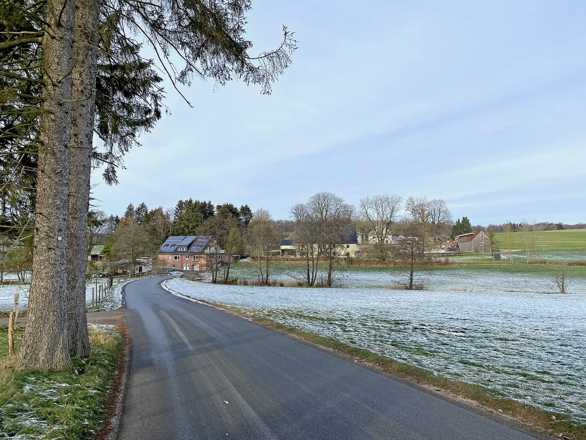 Photo showing: Engstfeld (Halver) im Bachtal der Hönnige