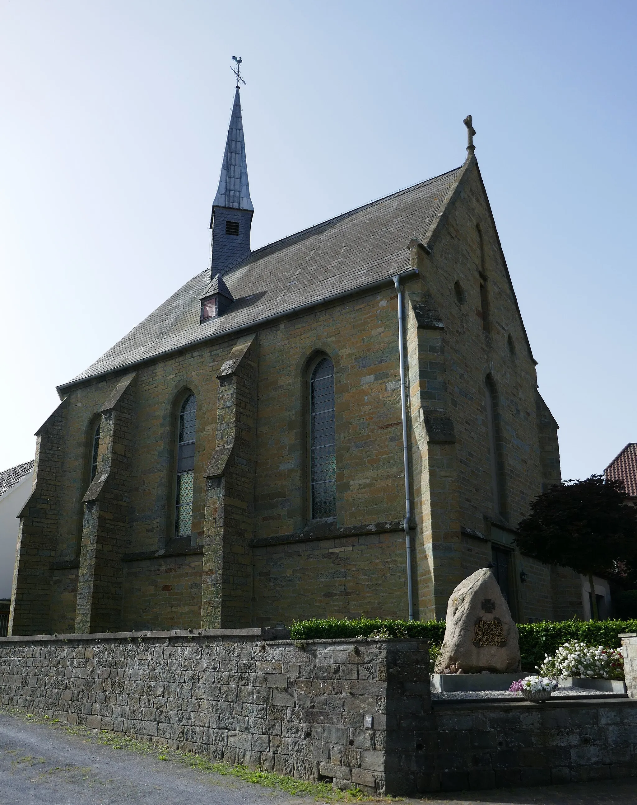 Photo showing: St. Luzia Robringhausen