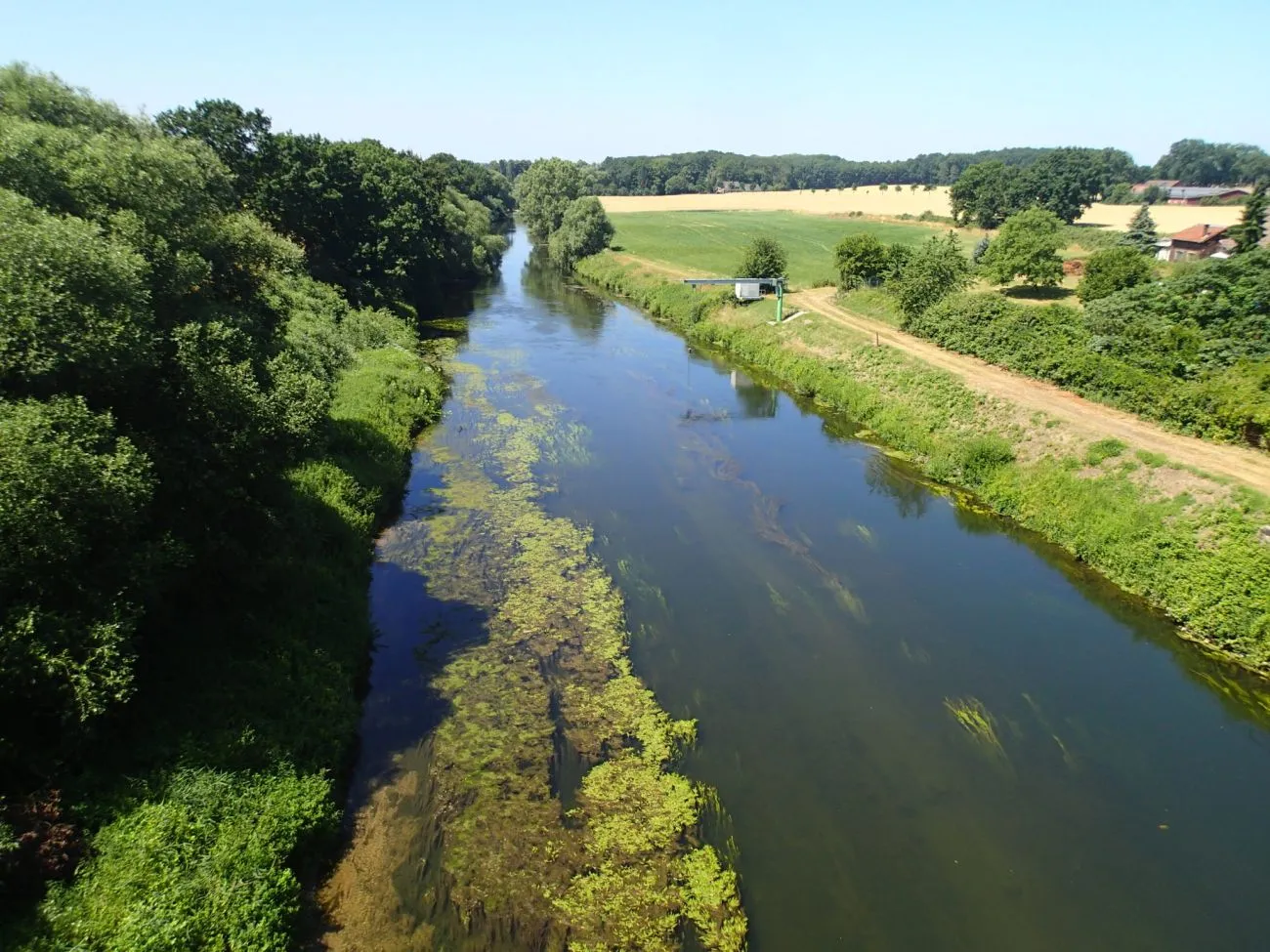 Photo showing: Blick von der Kanalbrücke Alte Fahrt lippeabwärts