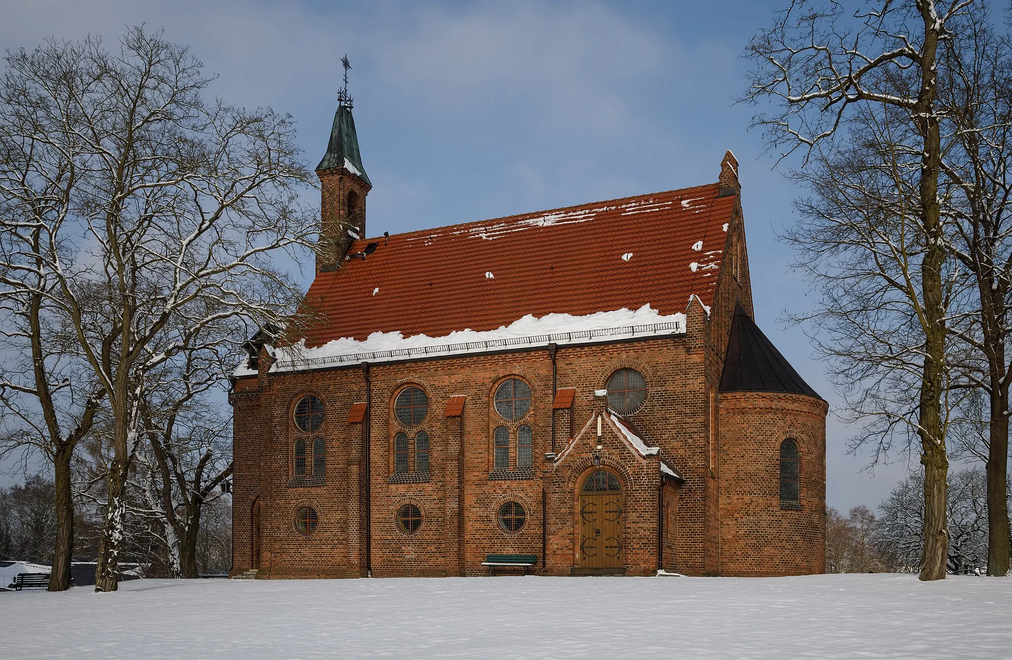 Photo showing: Grünheide (Mark), Germany: Kirche zum Guten Hirten (Church of Good Shepherd)