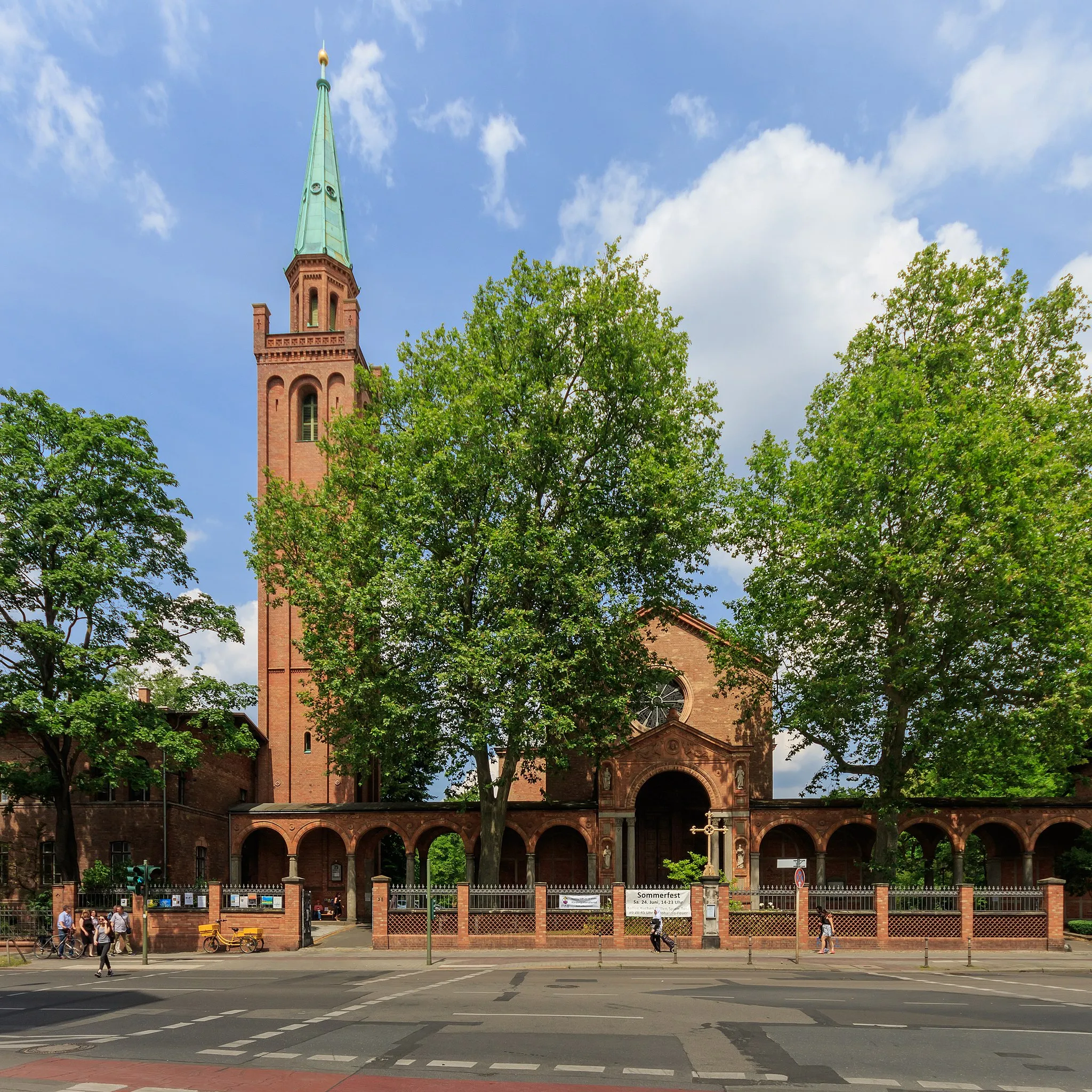 Photo showing: John the Baptist Church in Berlin-Moabit (Germany)