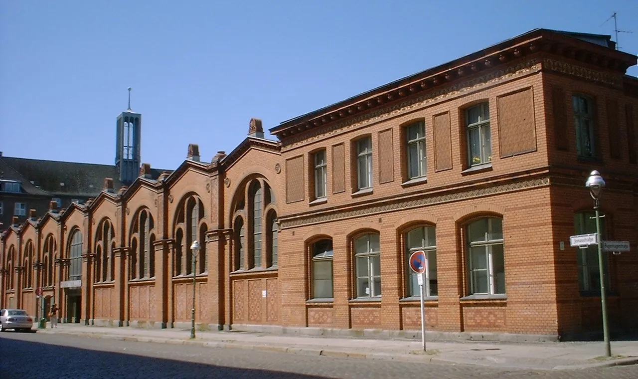 Photo showing: Market hall in Moabit in Berlin-Mitte, Germany