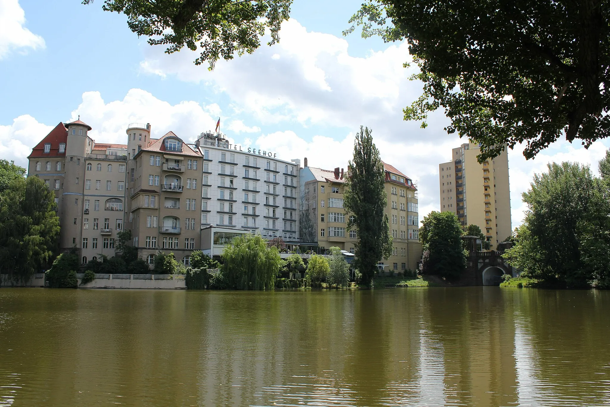 Photo showing: Berlin Lietzensee in summer