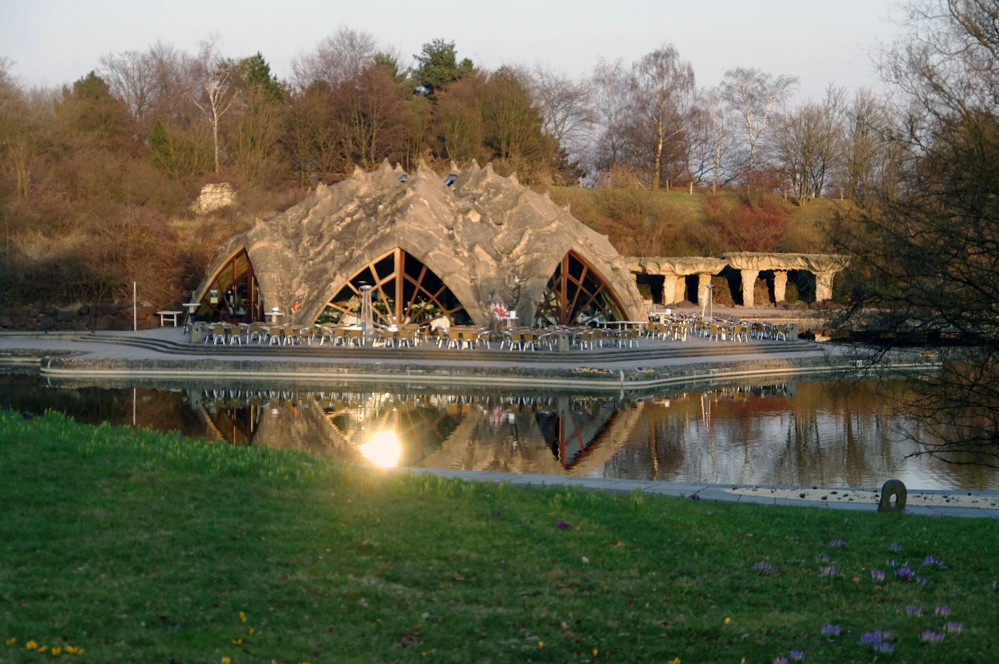 Photo showing: Main restaurant at the park "Britzer Garten" in Berlin-Britz.