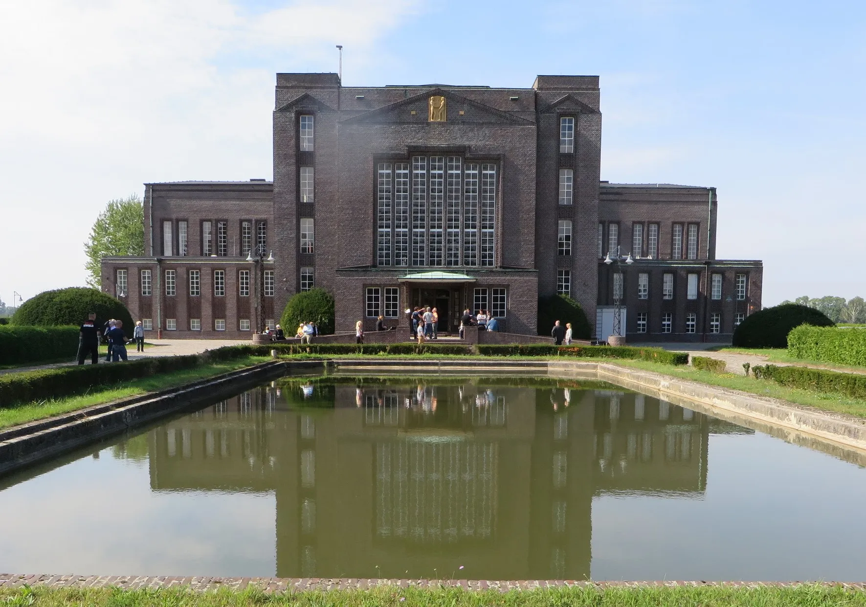 Photo showing: Main building of Großfunkstelle Nauen  Hermann Muthesius