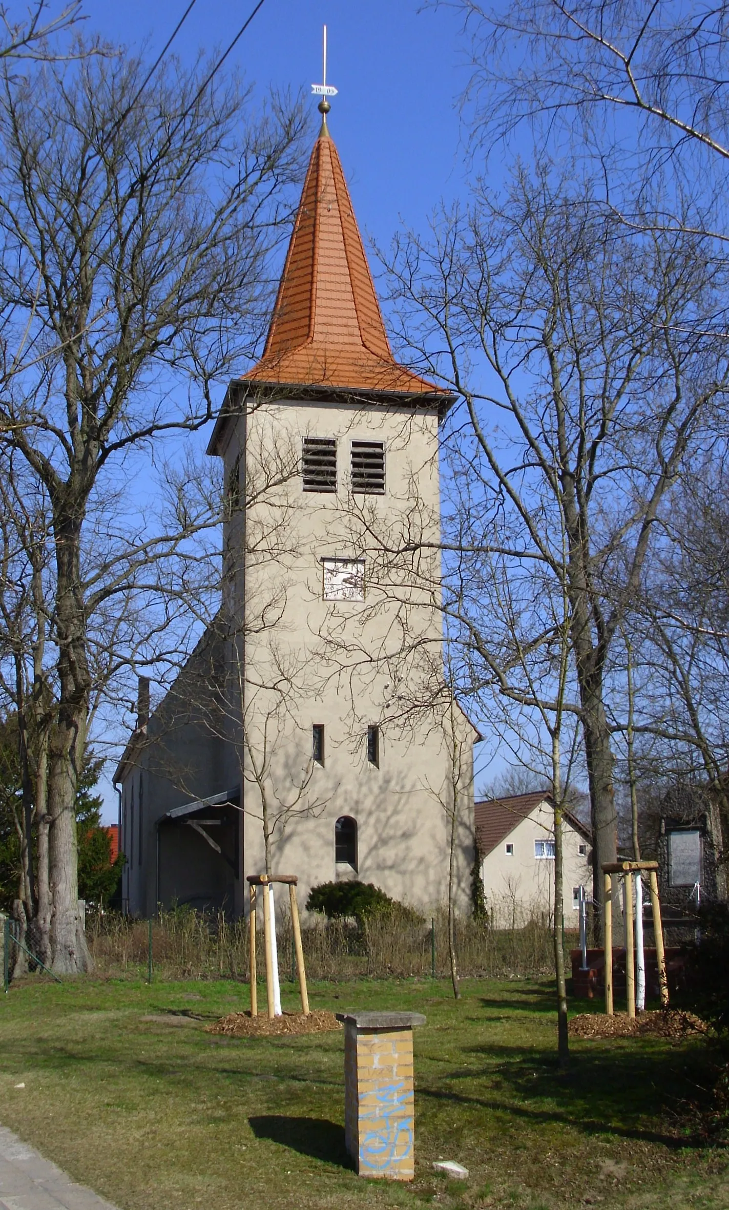 Photo showing: Church of the village Zühlsdorf