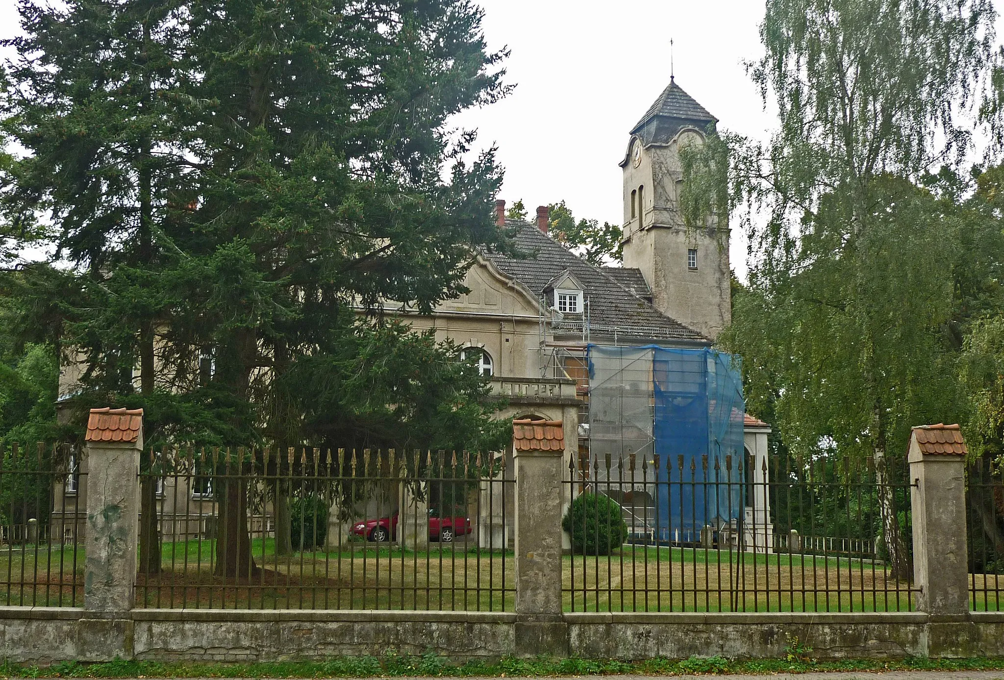 Photo showing: Schloss Wansdorf (Jugendstil-Villa), erbaut 1906 durch den Industriellen Ferdinand Griebenow