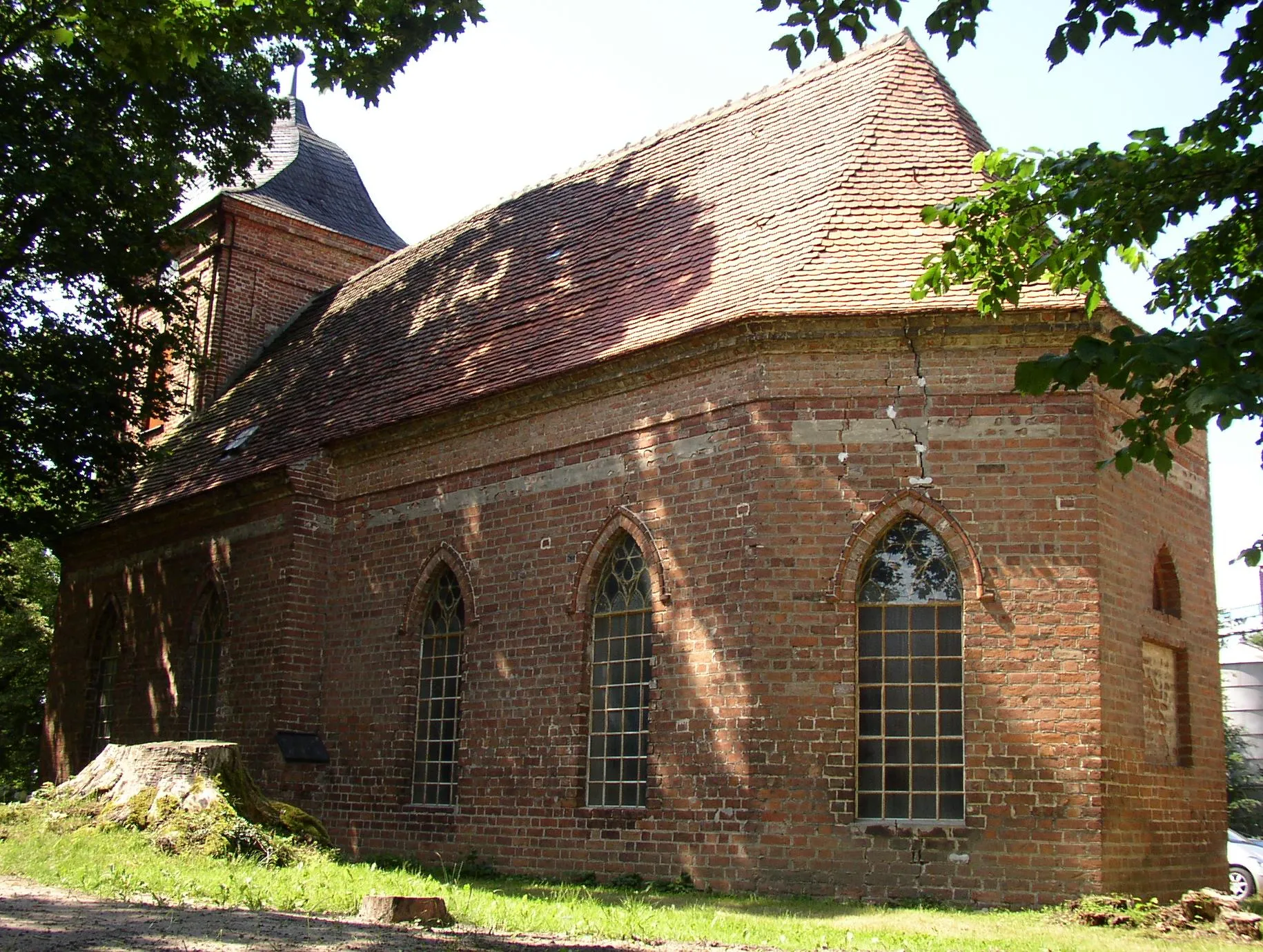 Photo showing: Church in Paulinenaue-Selbelang in Brandenburg, Germany