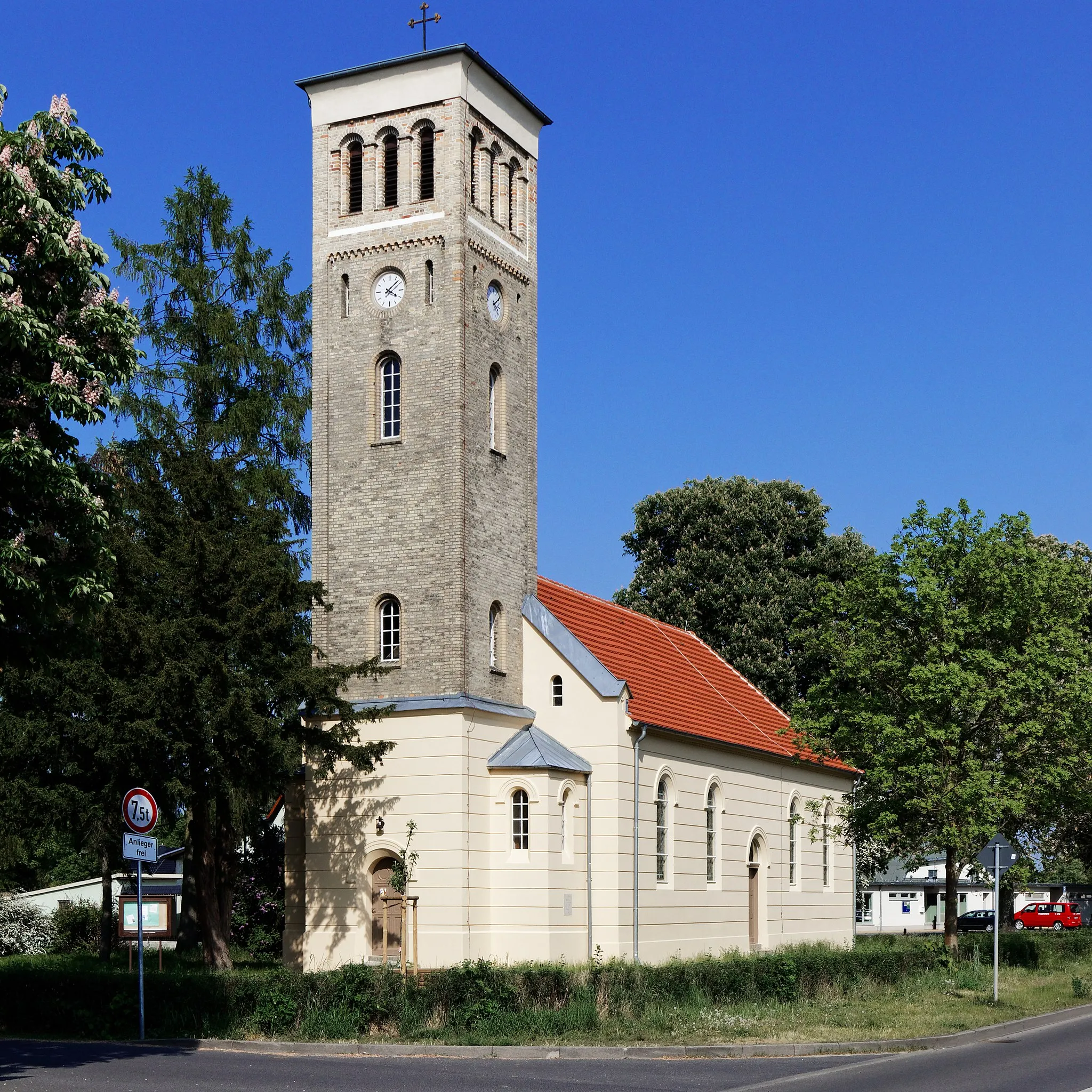 Photo showing: Die Kirche in Germendorf.