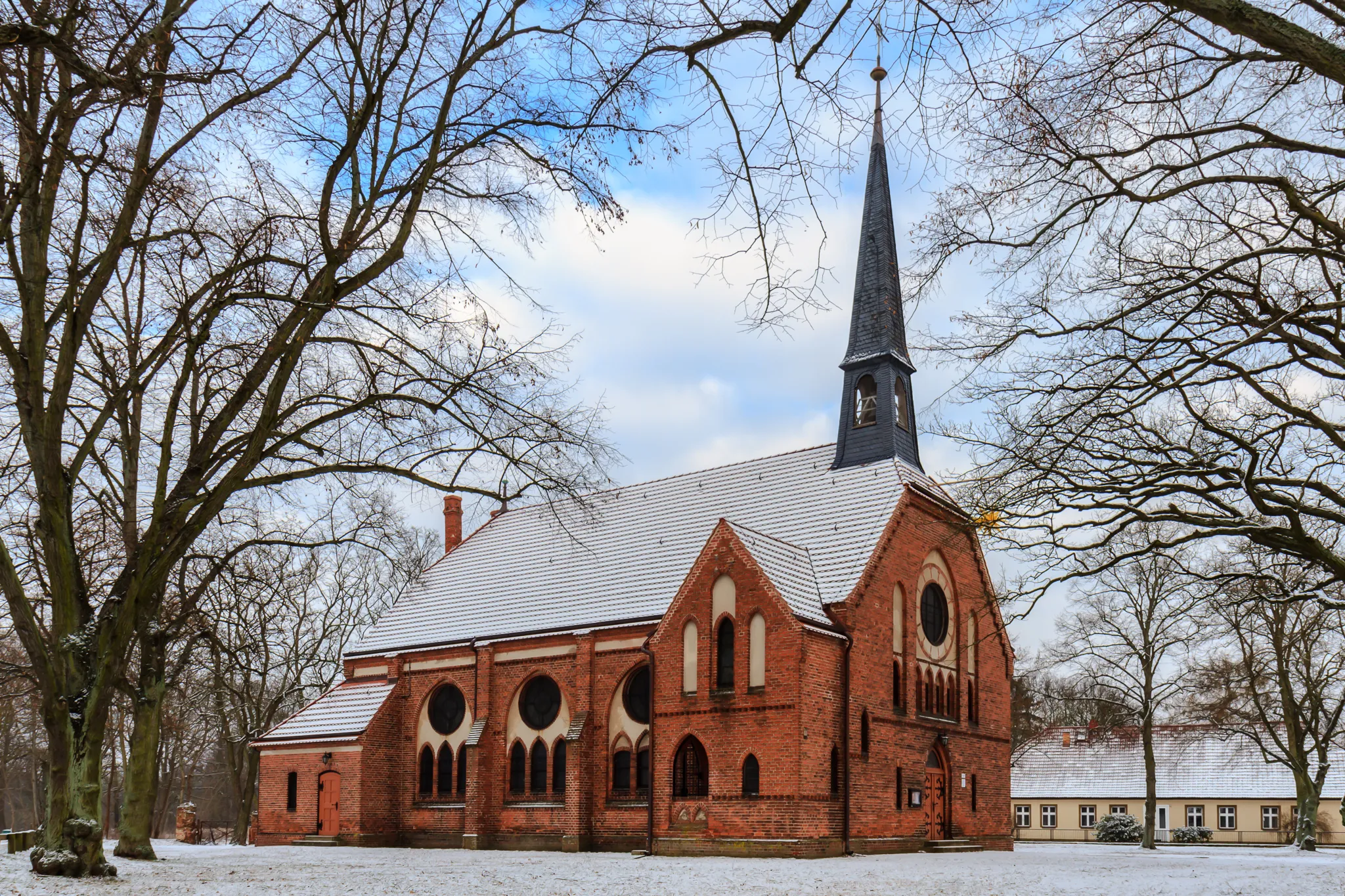 Photo showing: Evangelische Kirche in (Oranienburg-) Friedrichsthal, Brandenburg