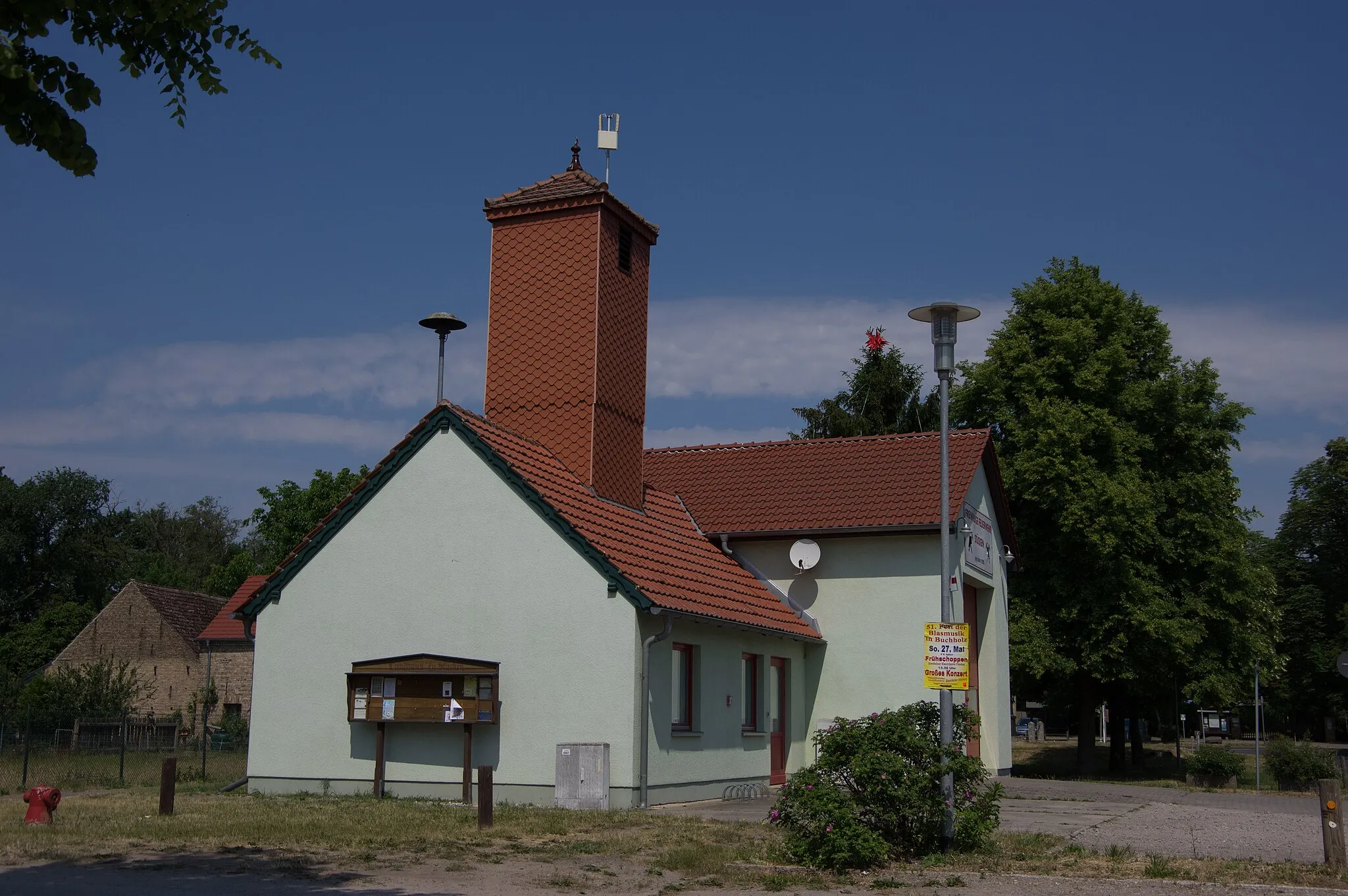 Photo showing: Michendorf, Ortsteil Stücken in Brandenburg. Die Feuerwehr in Stücken.