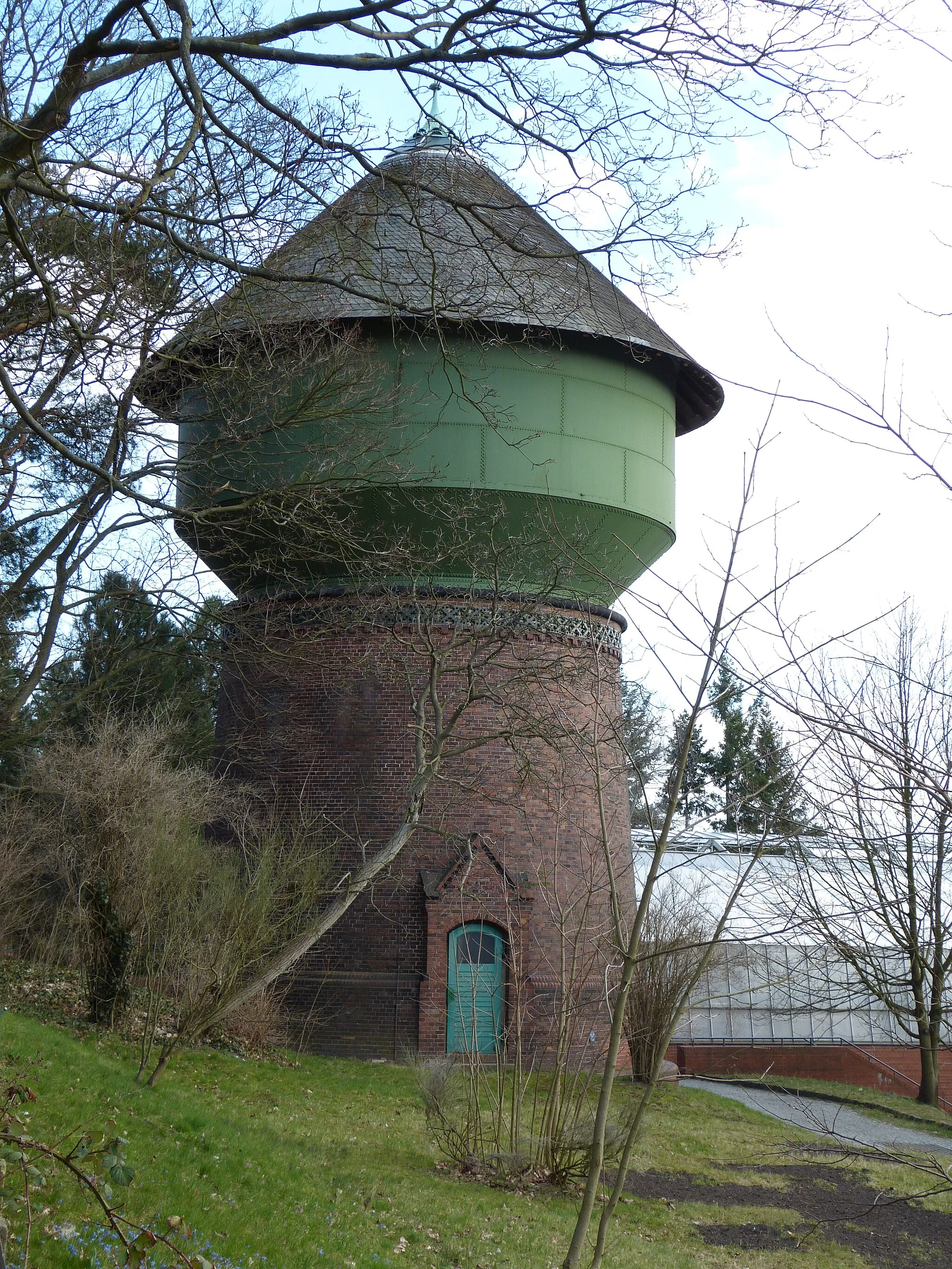 Photo showing: Botanischer Garten Berlin, denkmalgeschützter Wassterum