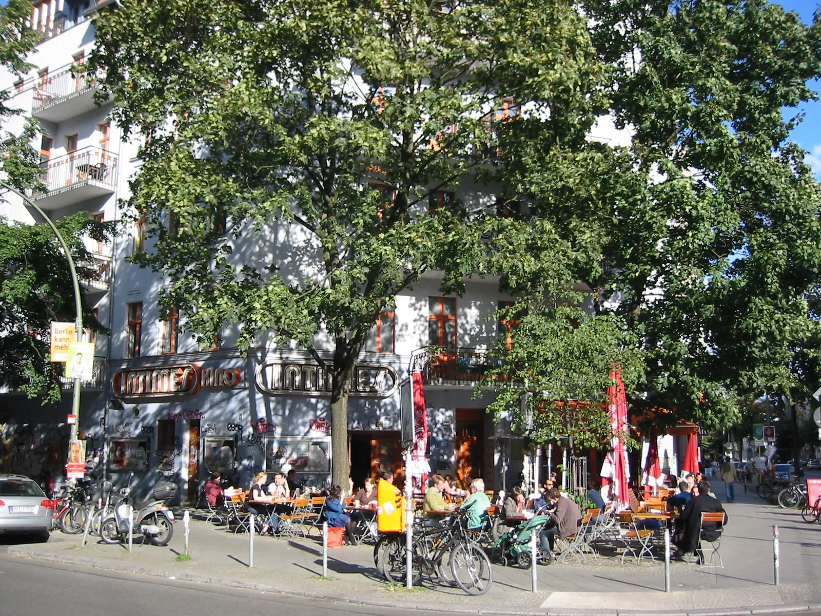 Photo showing: Intimes Cinema, Boxhagener Strasse, Berlin