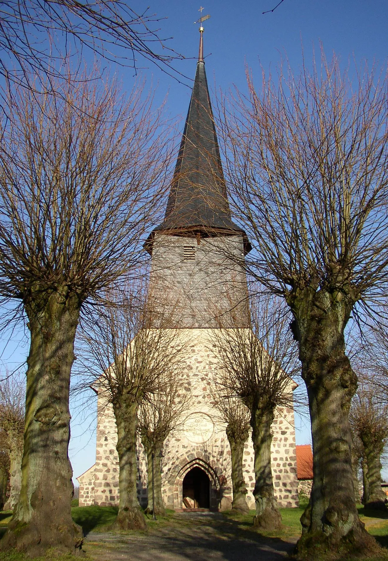 Photo showing: Church in Teschendorf (Löwenberger Land) in Brandenburg, Germany