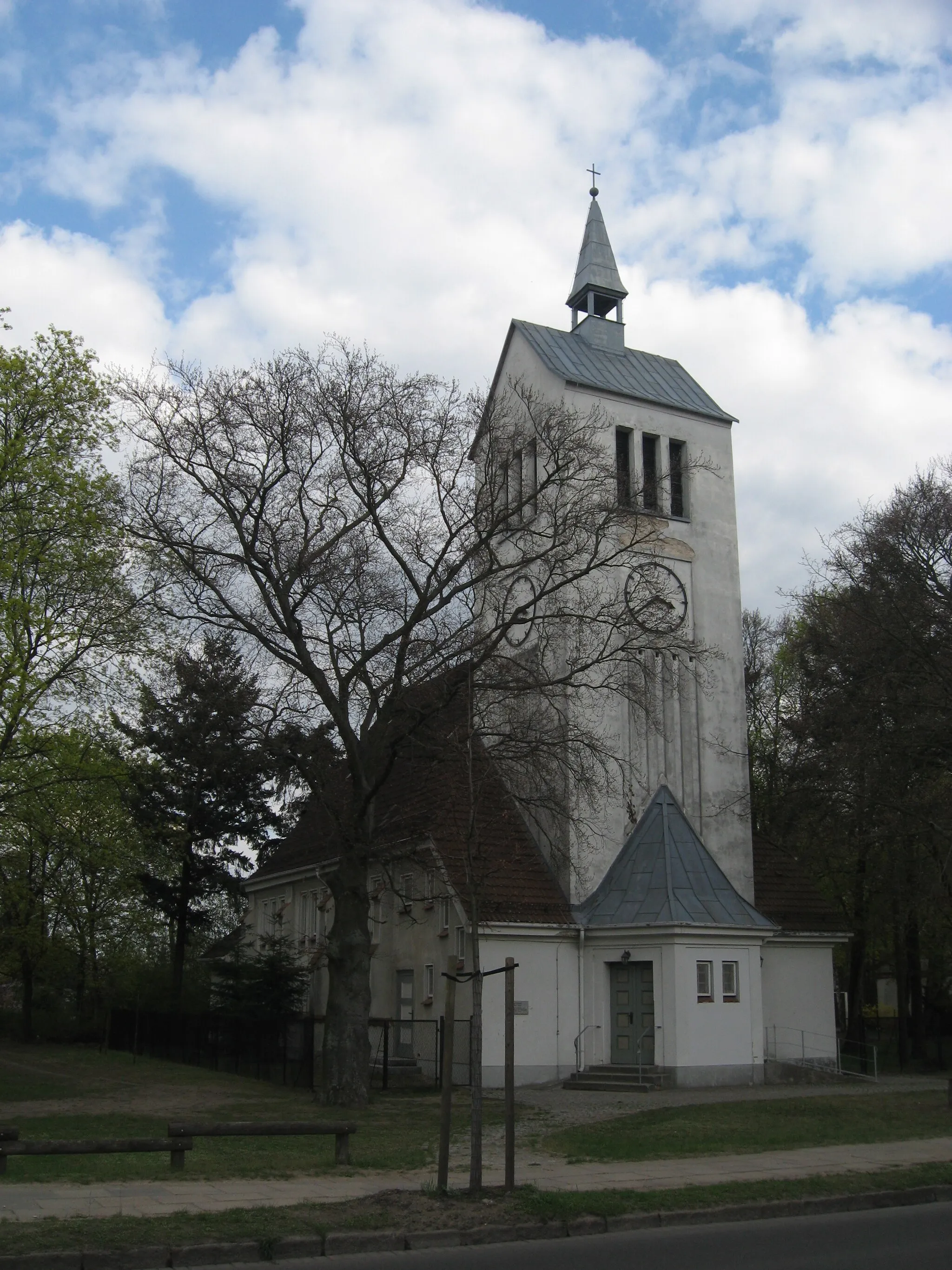 Photo showing: church in Oranienburg-Sachsenhausen, Brandenburg, Germany