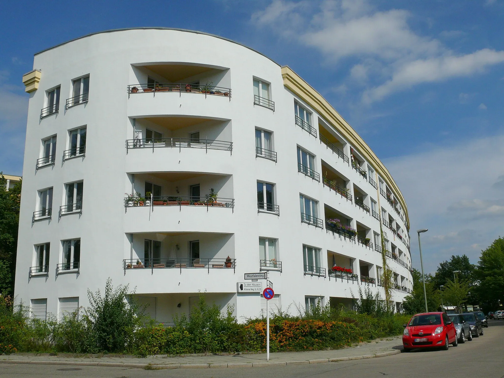 Photo showing: Berlin-Lichterfelde Ahlener Weg