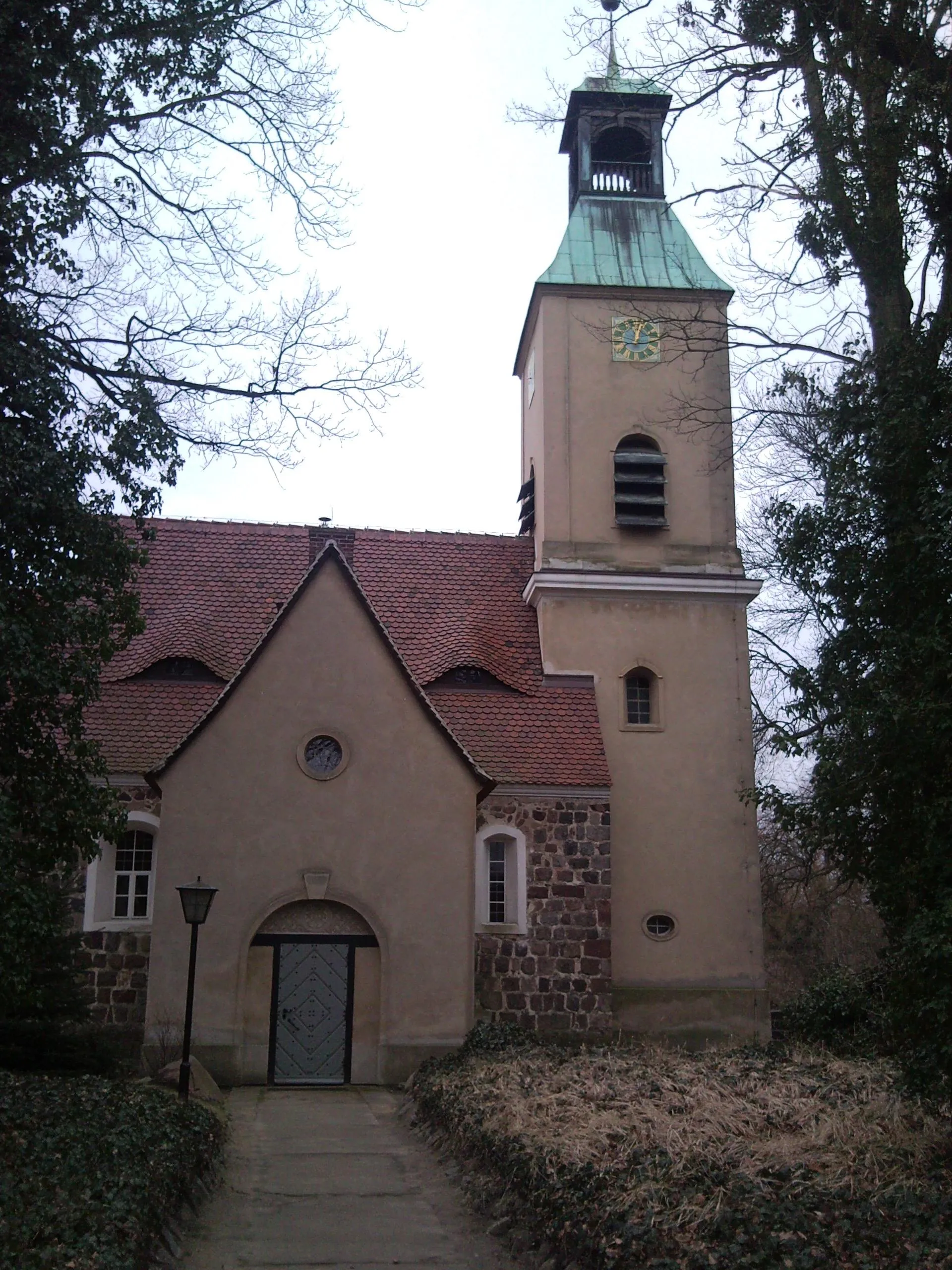 Photo showing: Village church in Teltow, district Ruhlsdorf; build at 1250