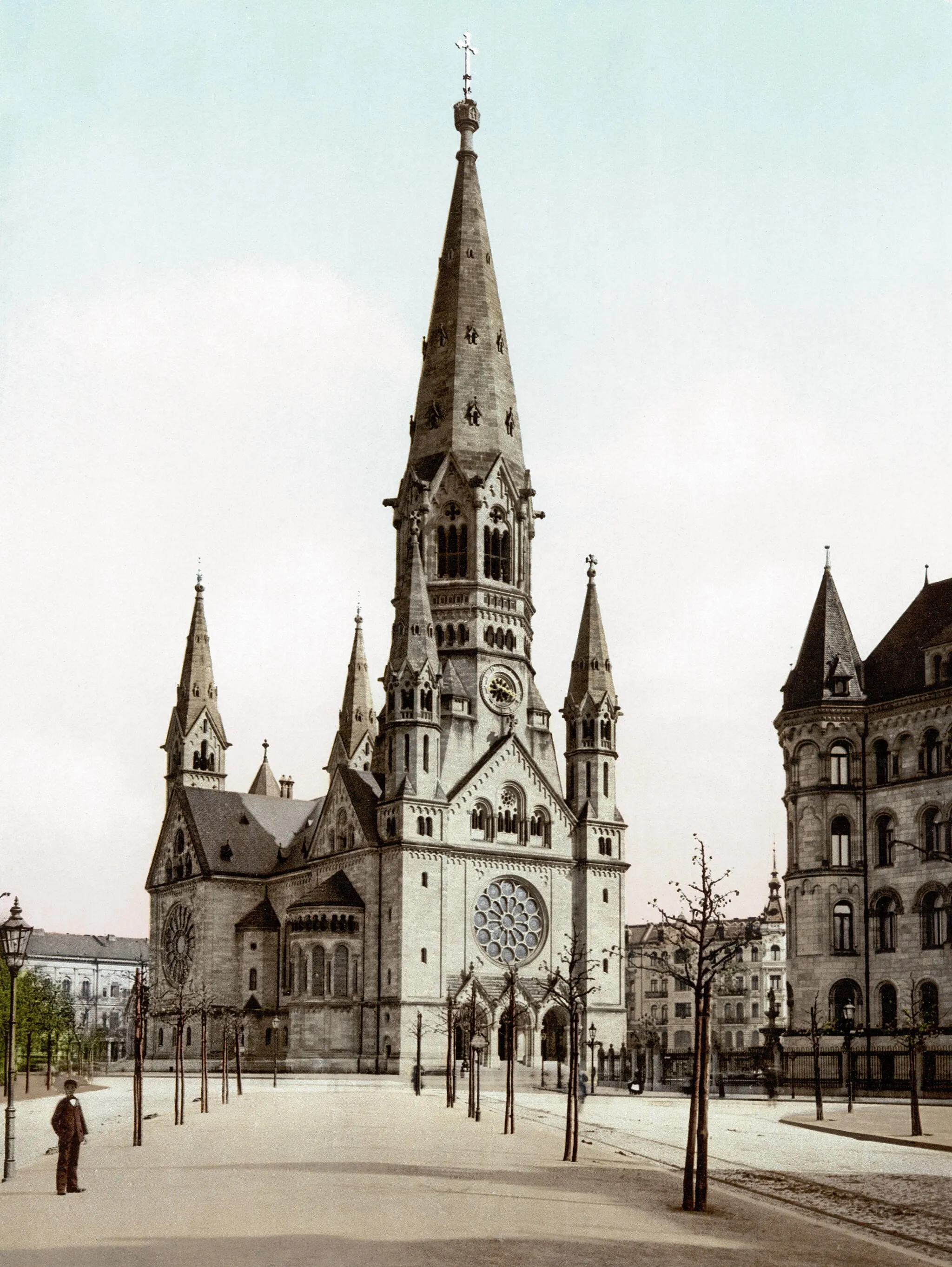 Photo showing: Emperor Wilhelm's Memorial Church in Berlin, Germany