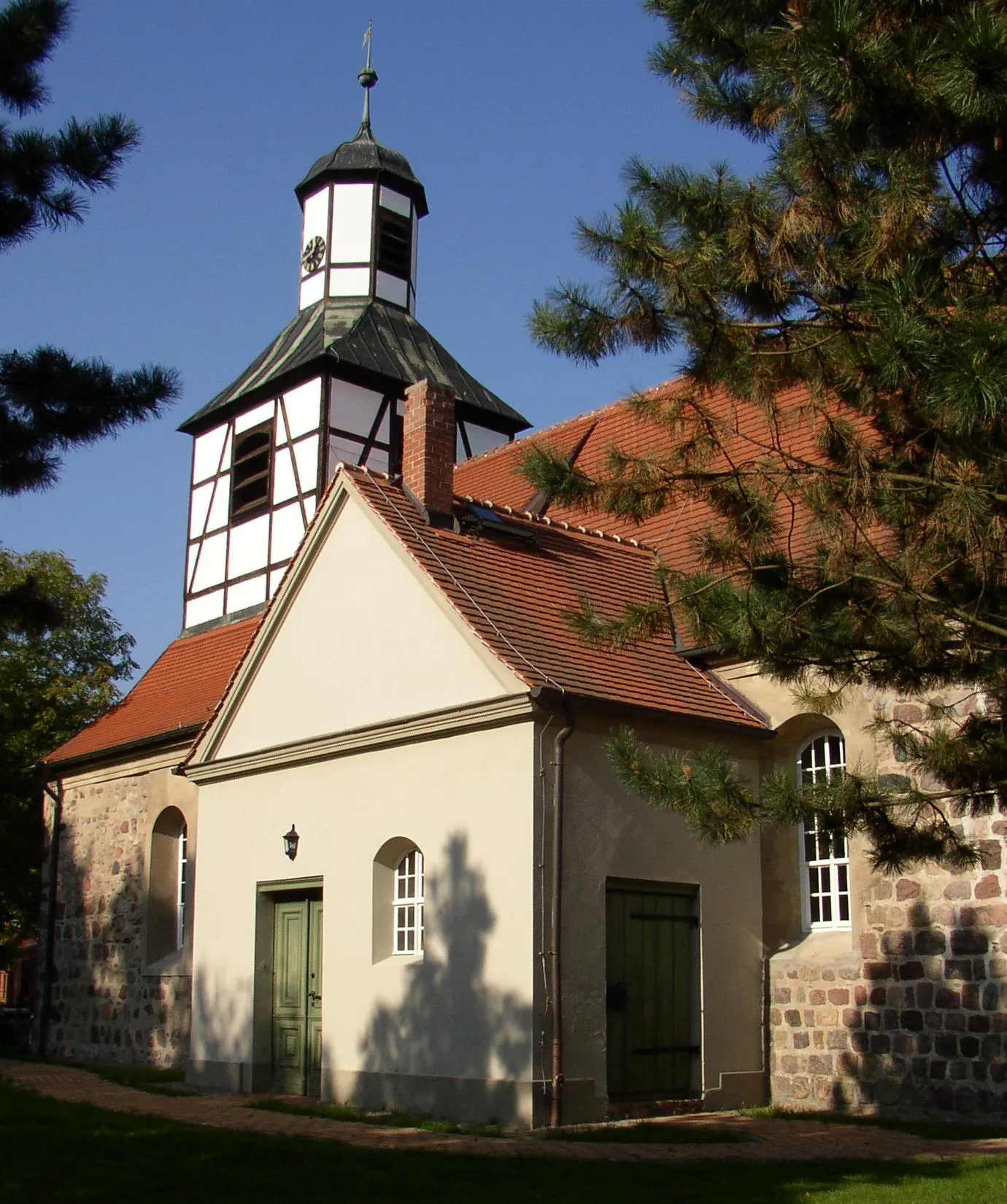 Photo showing: Church in Blankenfelde in Brandenburg, Germany