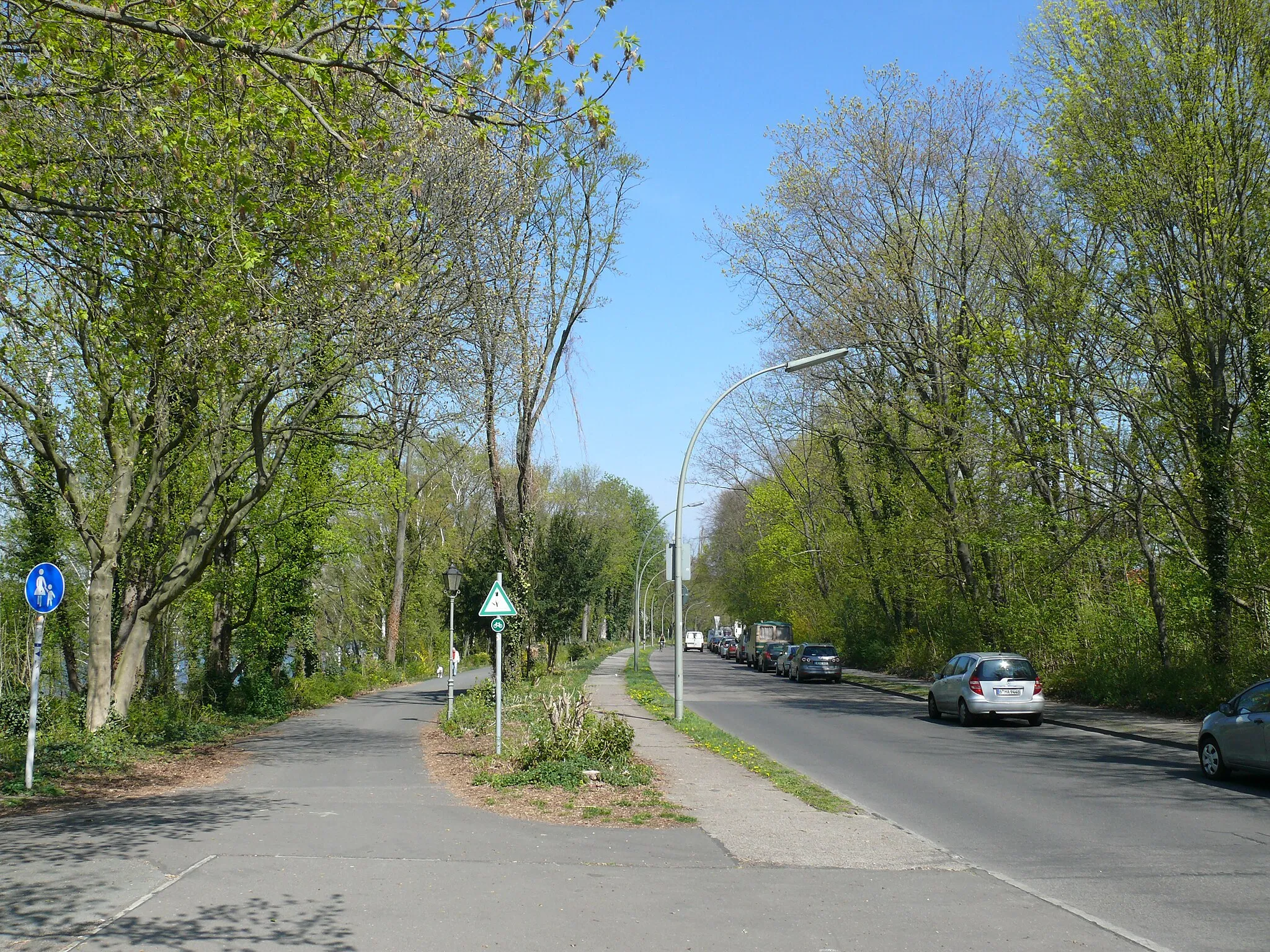 Photo showing: Berlin-Tegel Borsigdamm