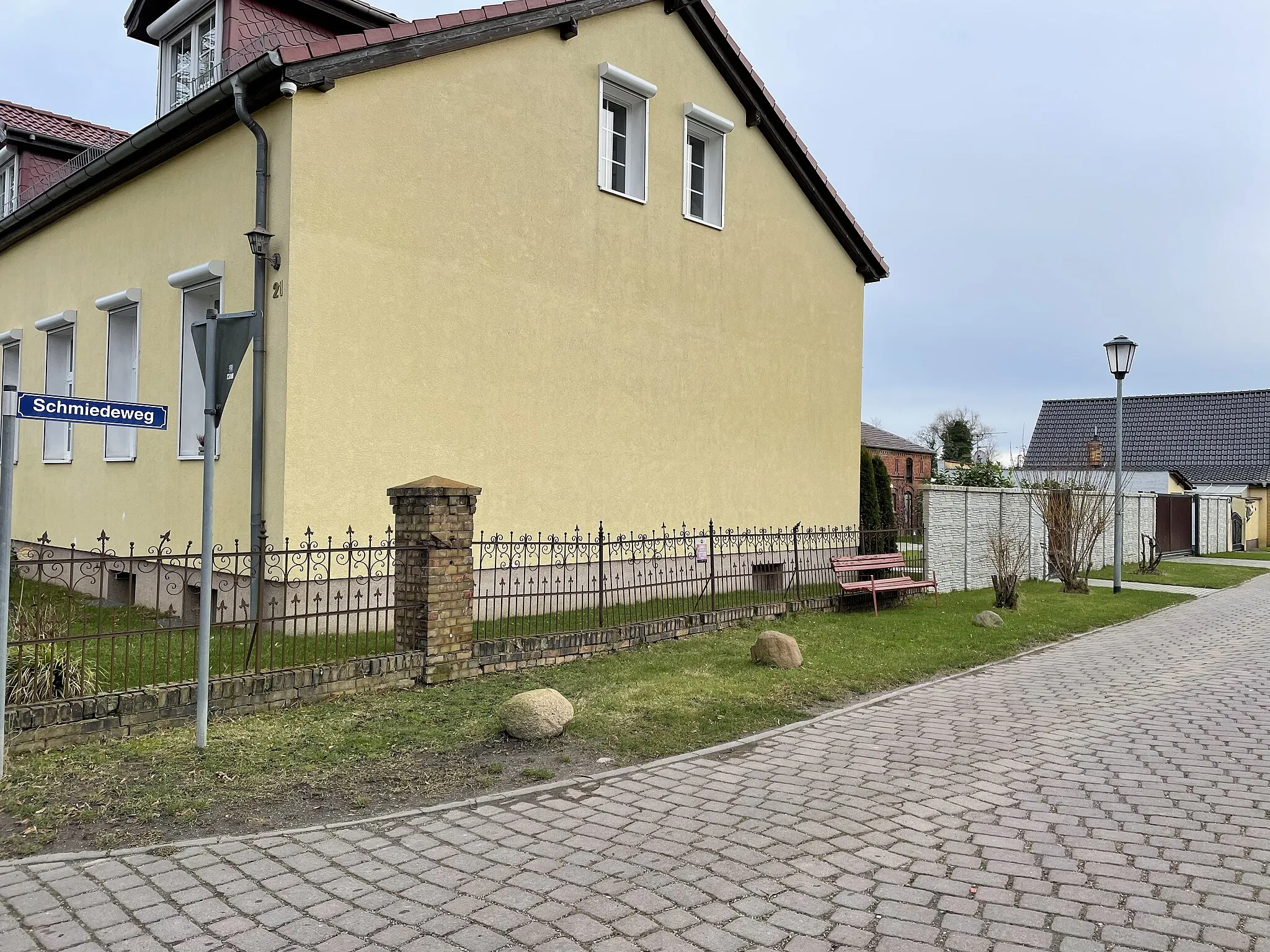 Photo showing: Rotberg, Gemeindeteil des Ortsteils Waltersdorf der Gemeinde Schönefeld im Landkreis Dahme-Spreewald (Brandenburg).