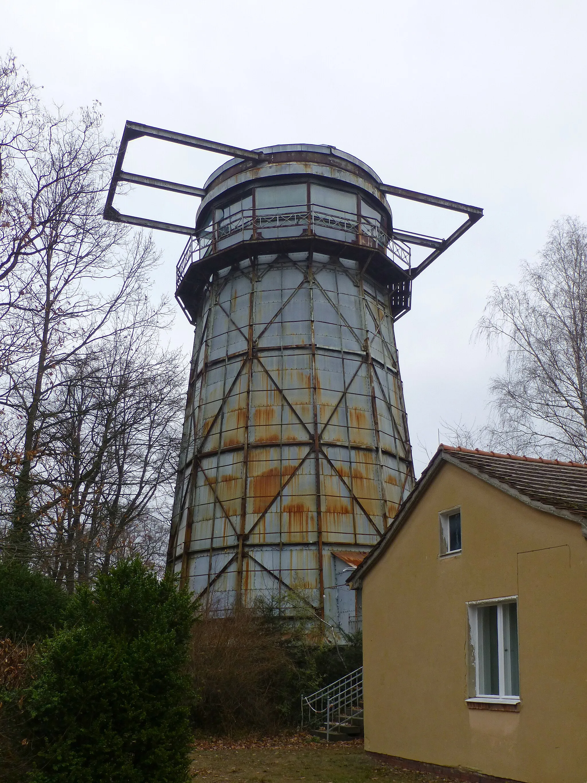 Photo showing: Helmertturm auf dem Telegrafenberg in Potsdam